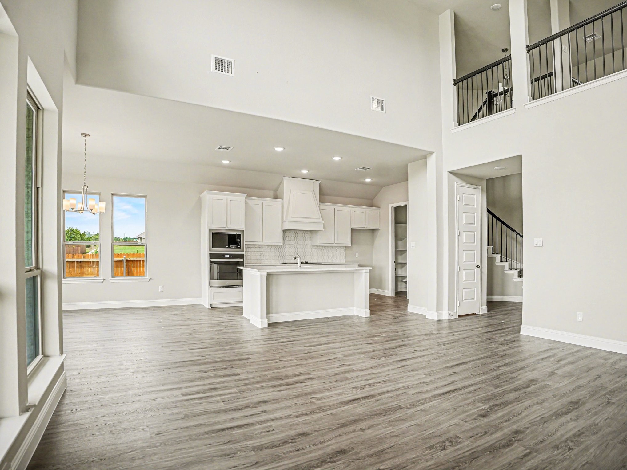 1808 Barrix Court Desoto TX 75115