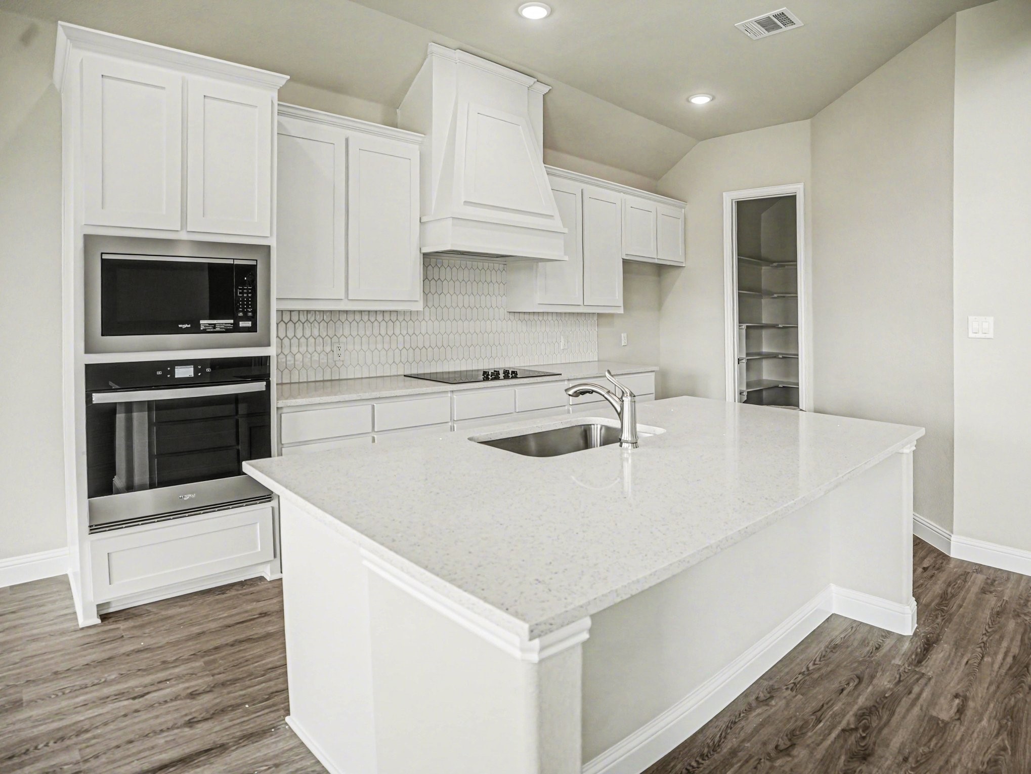 1808 Barrix Court Desoto TX 75115