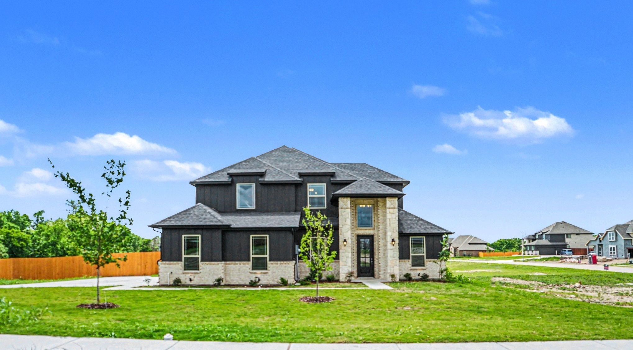 1808 Barrix Court Desoto TX 75115
