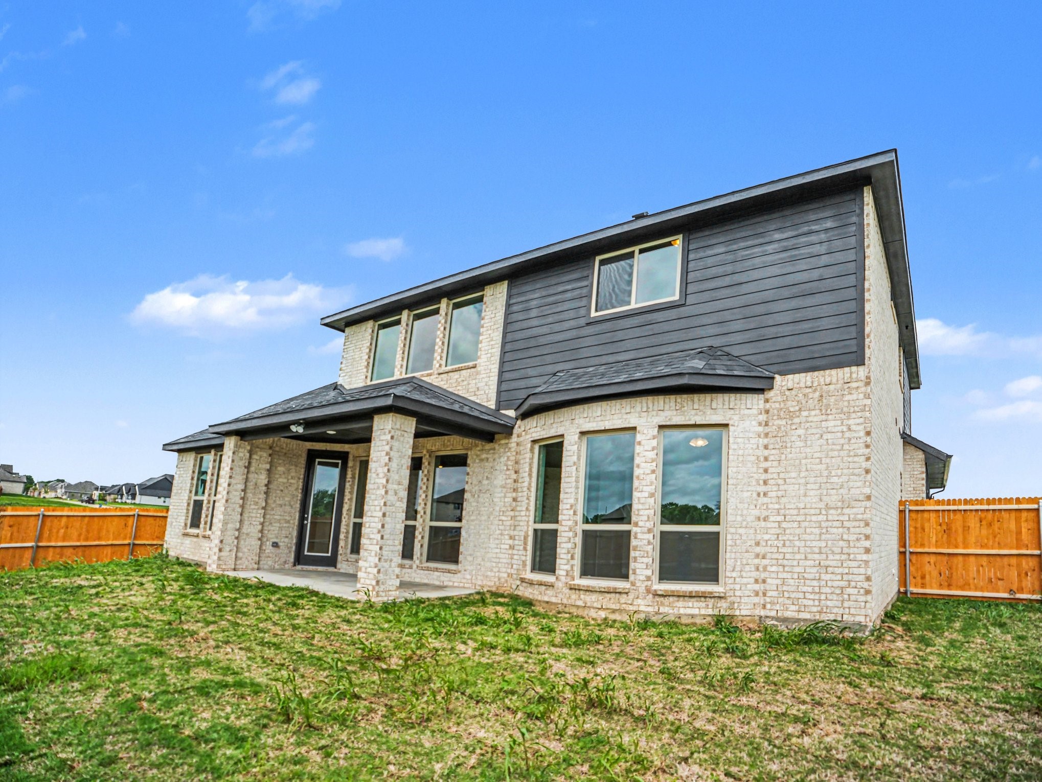 1808 Barrix Court Desoto TX 75115