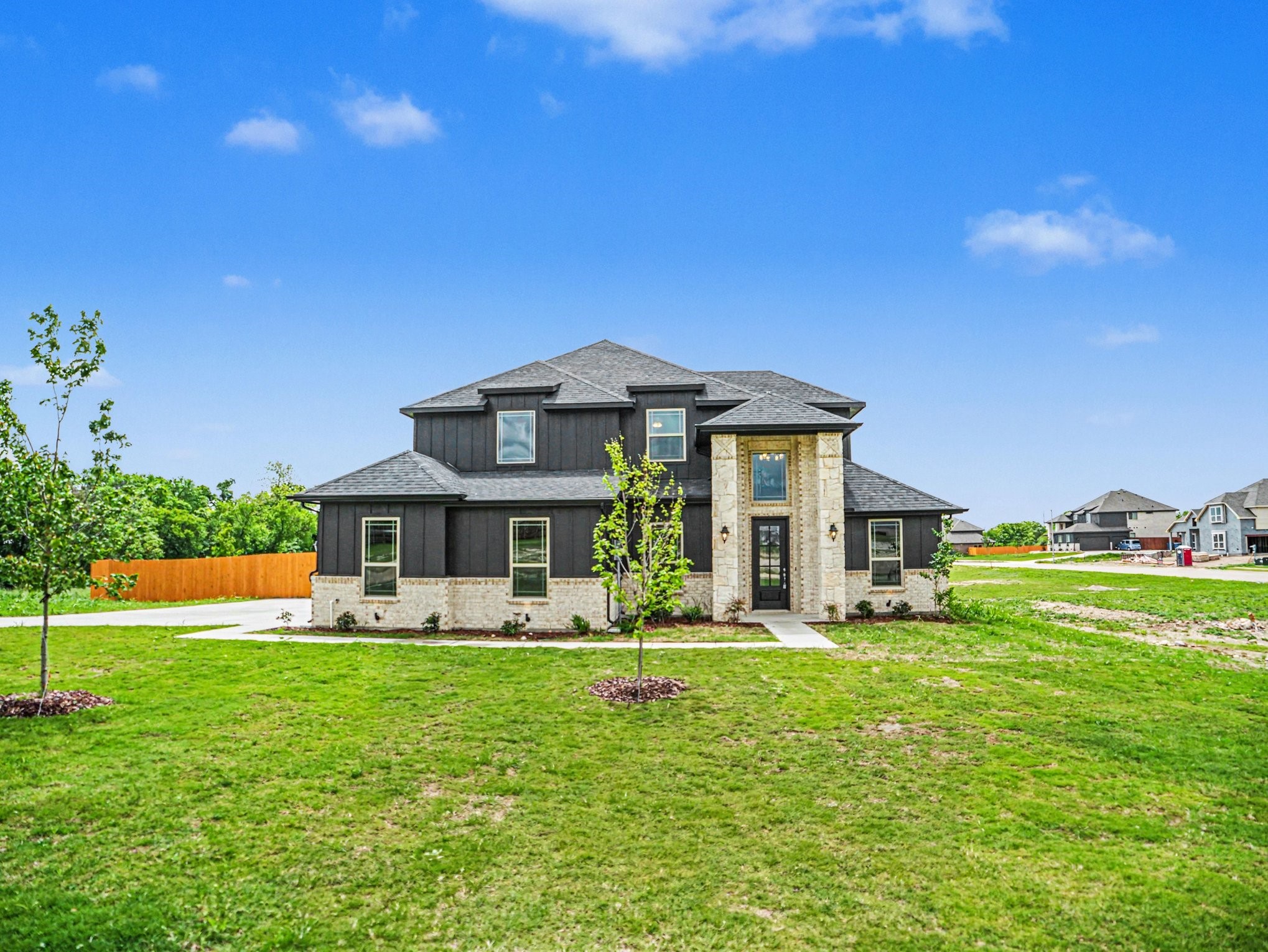 1808 Barrix Court Desoto TX 75115
