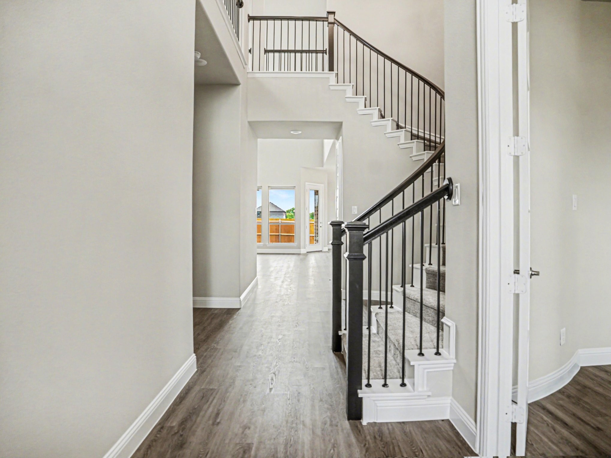 1808 Barrix Court Desoto TX 75115