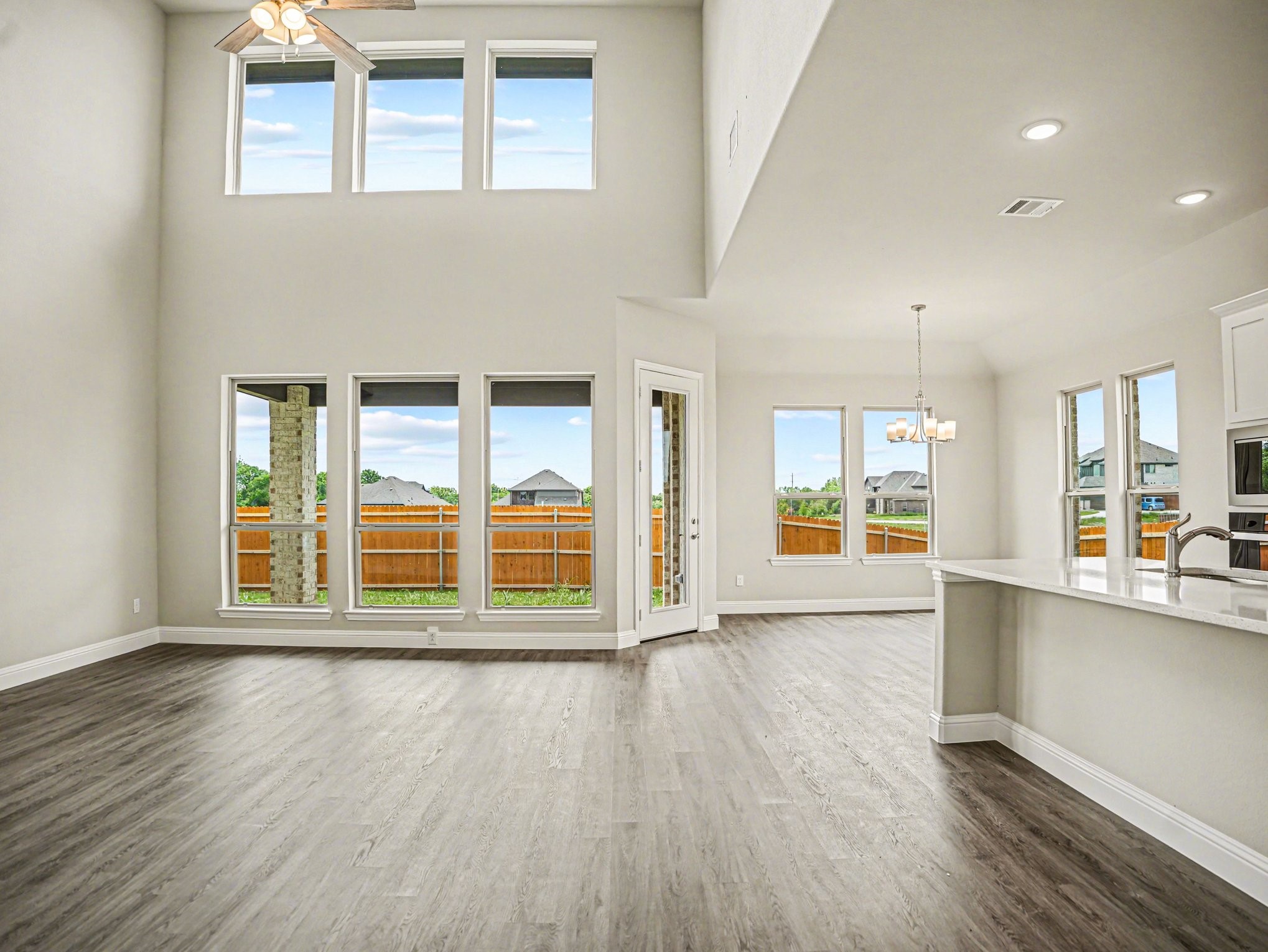 1808 Barrix Court Desoto TX 75115