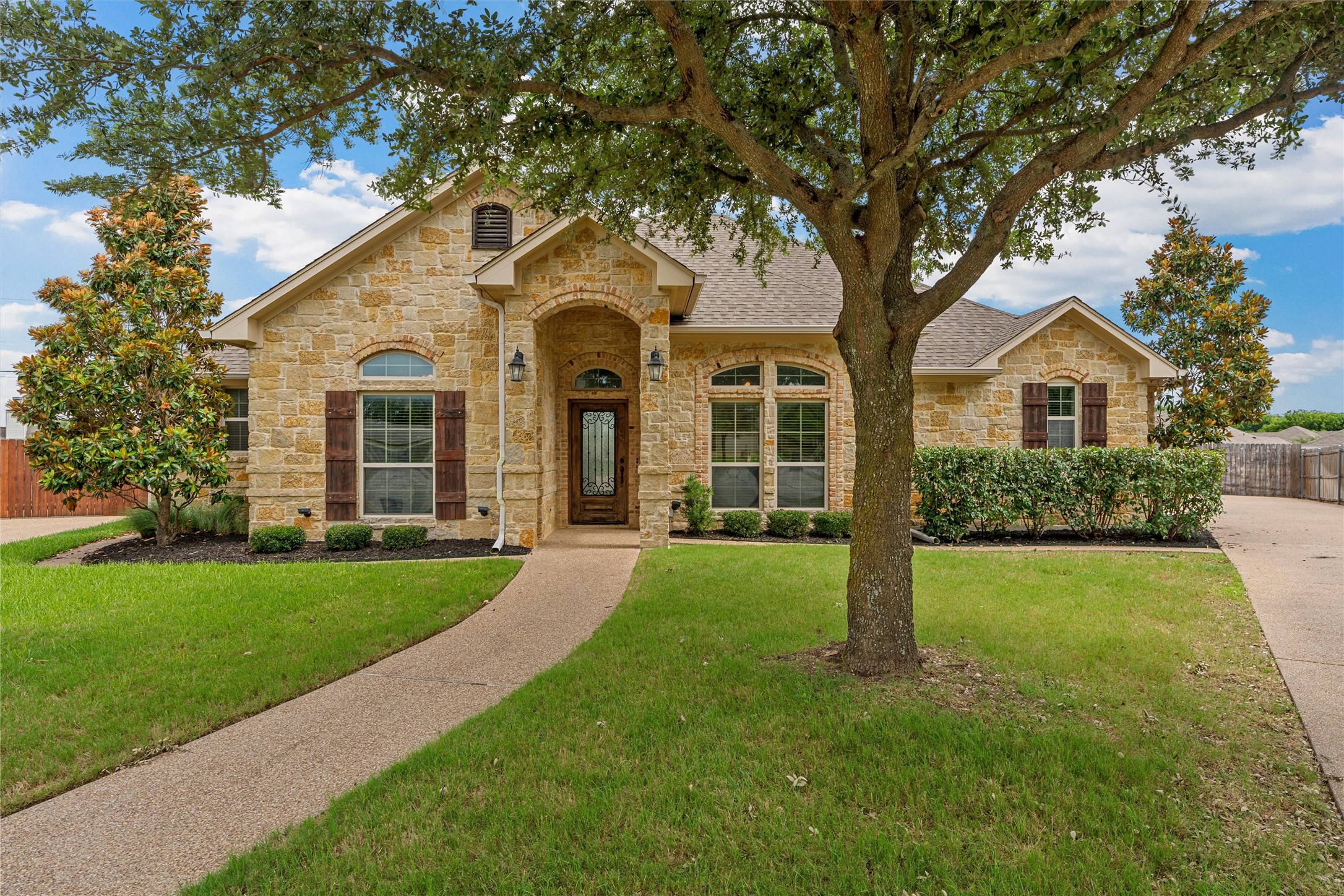 144 Ellis Farm Road Hewitt TX 76643