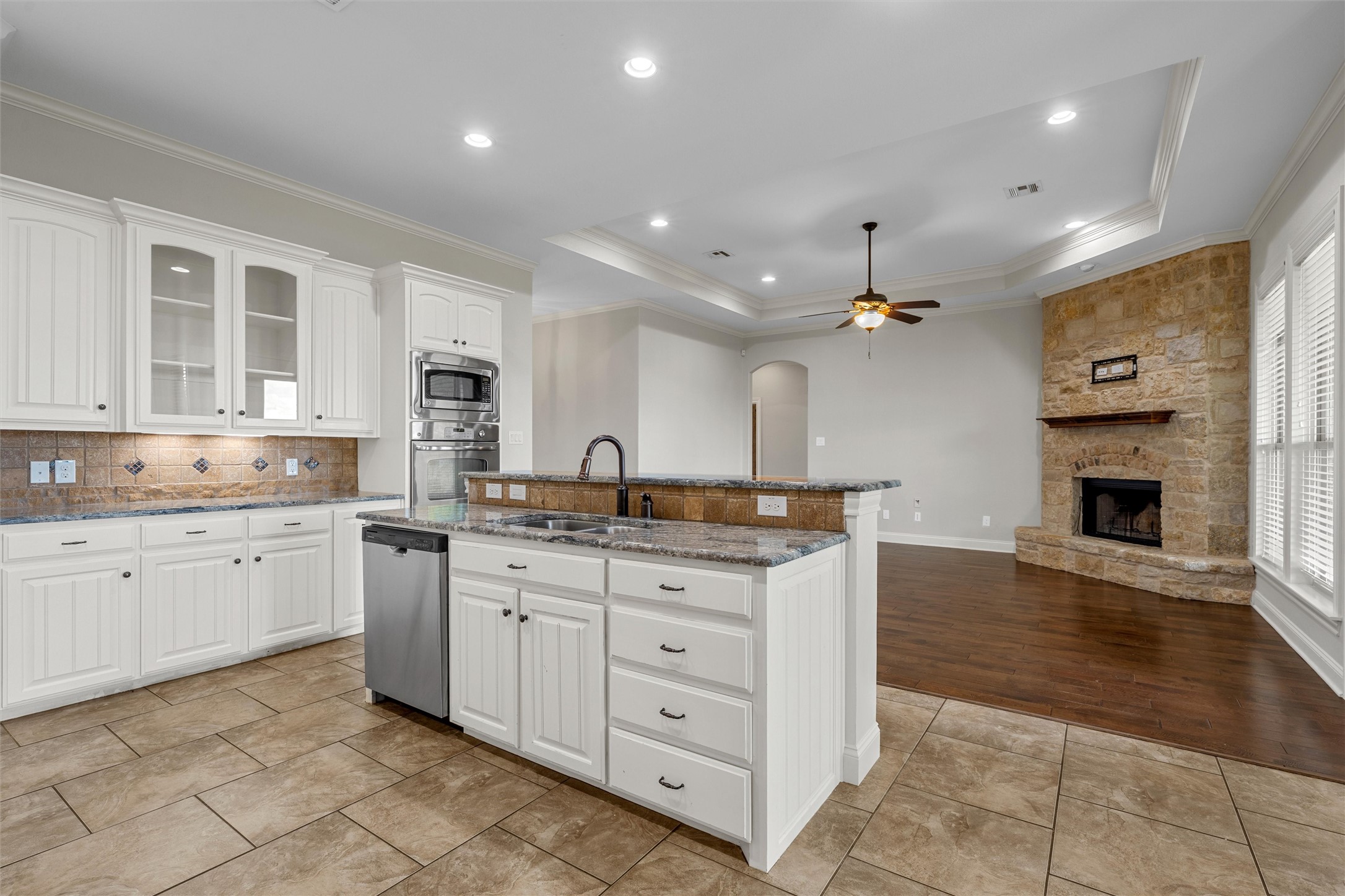144 Ellis Farm Road Hewitt TX 76643