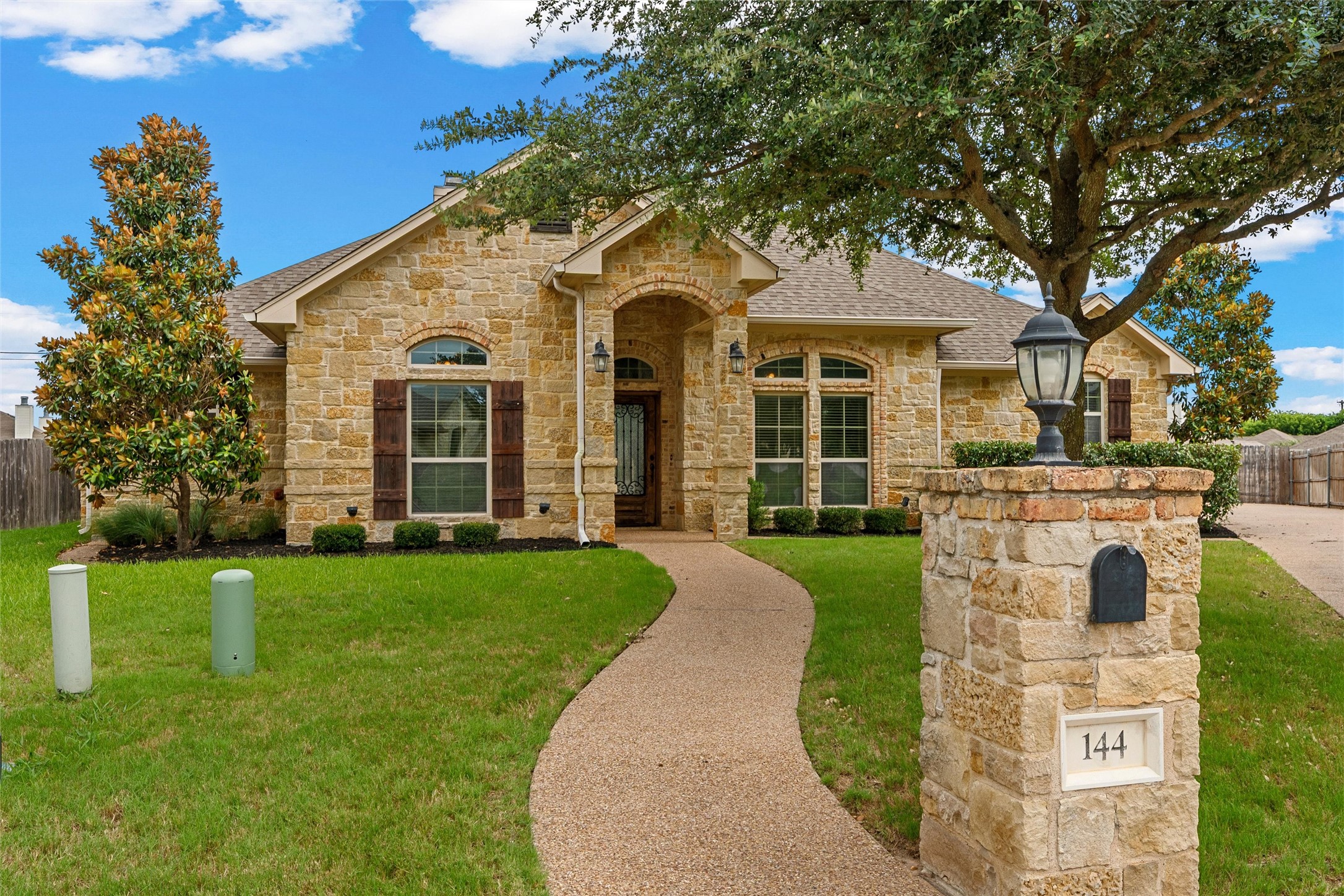 144 Ellis Farm Road Hewitt TX 76643