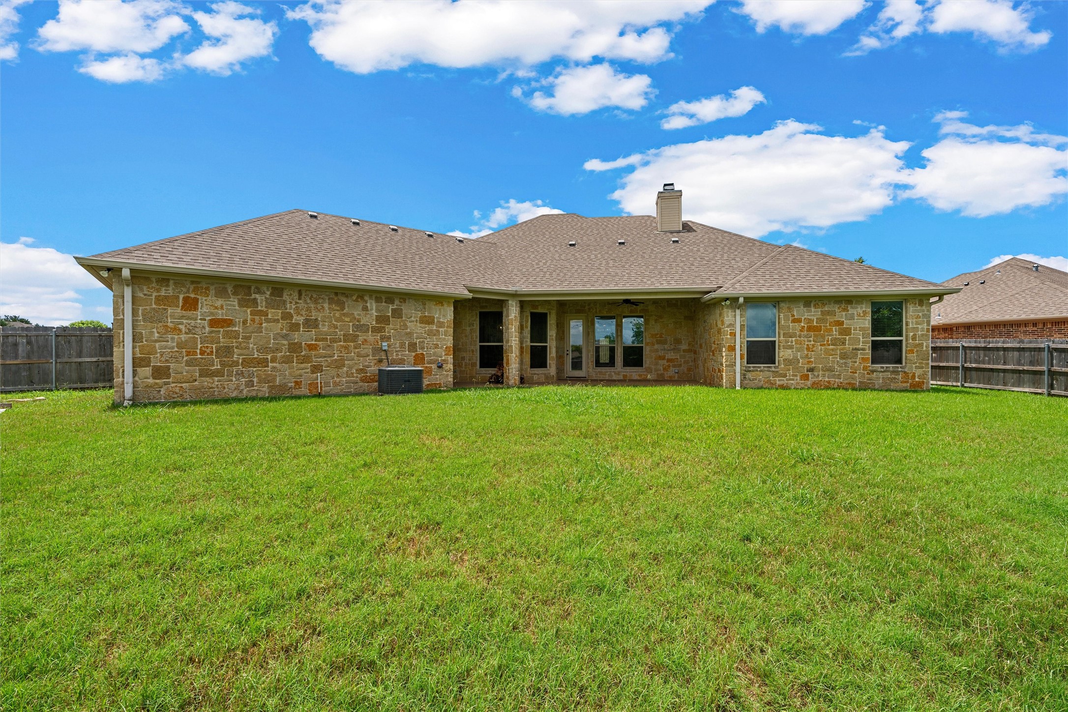 144 Ellis Farm Road Hewitt TX 76643