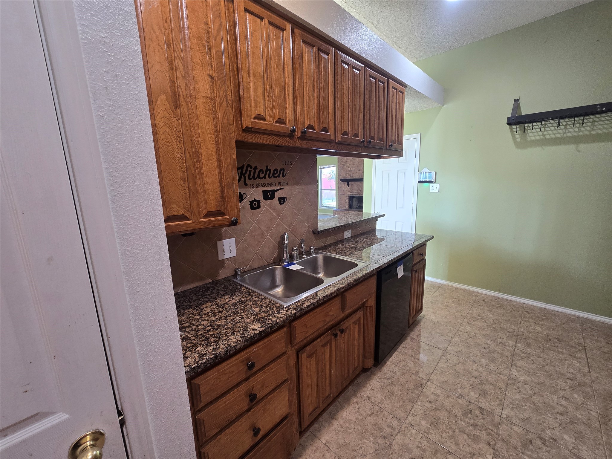 8012 Ashridge Road Fort Worth TX 76134