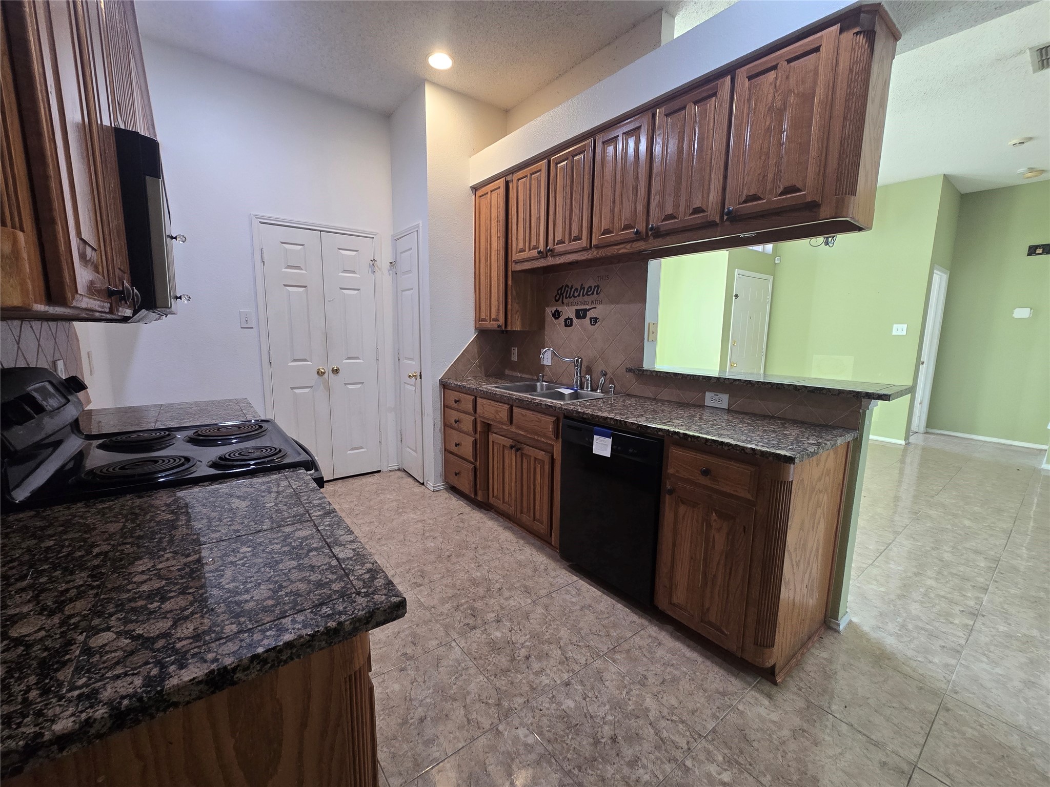 8012 Ashridge Road Fort Worth TX 76134