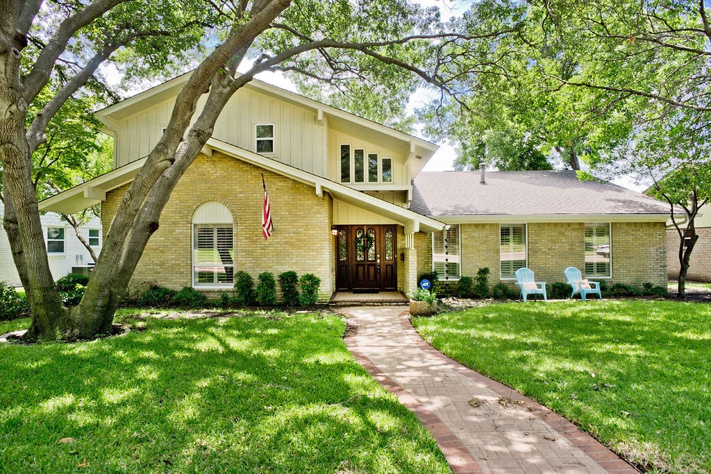 9810 Tanglevine Drive Dallas TX 75238
