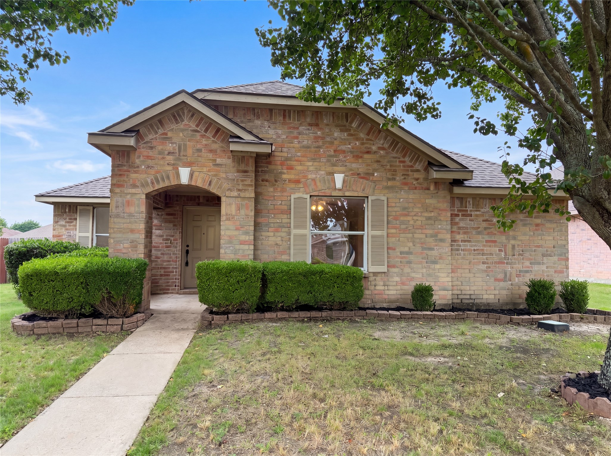111 Forest Park Lane Red Oak TX 75154