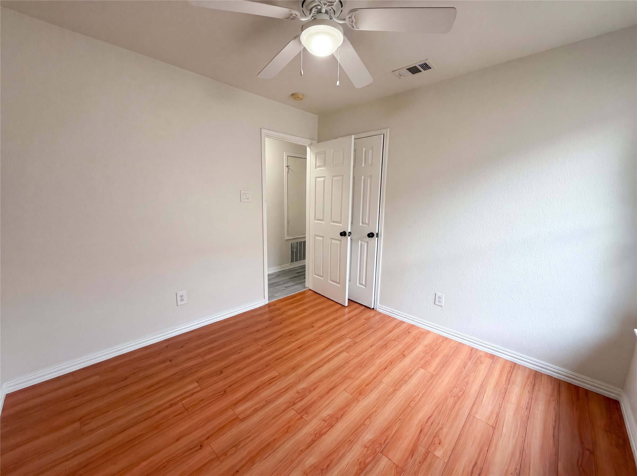 111 Forest Park Lane Red Oak TX 75154