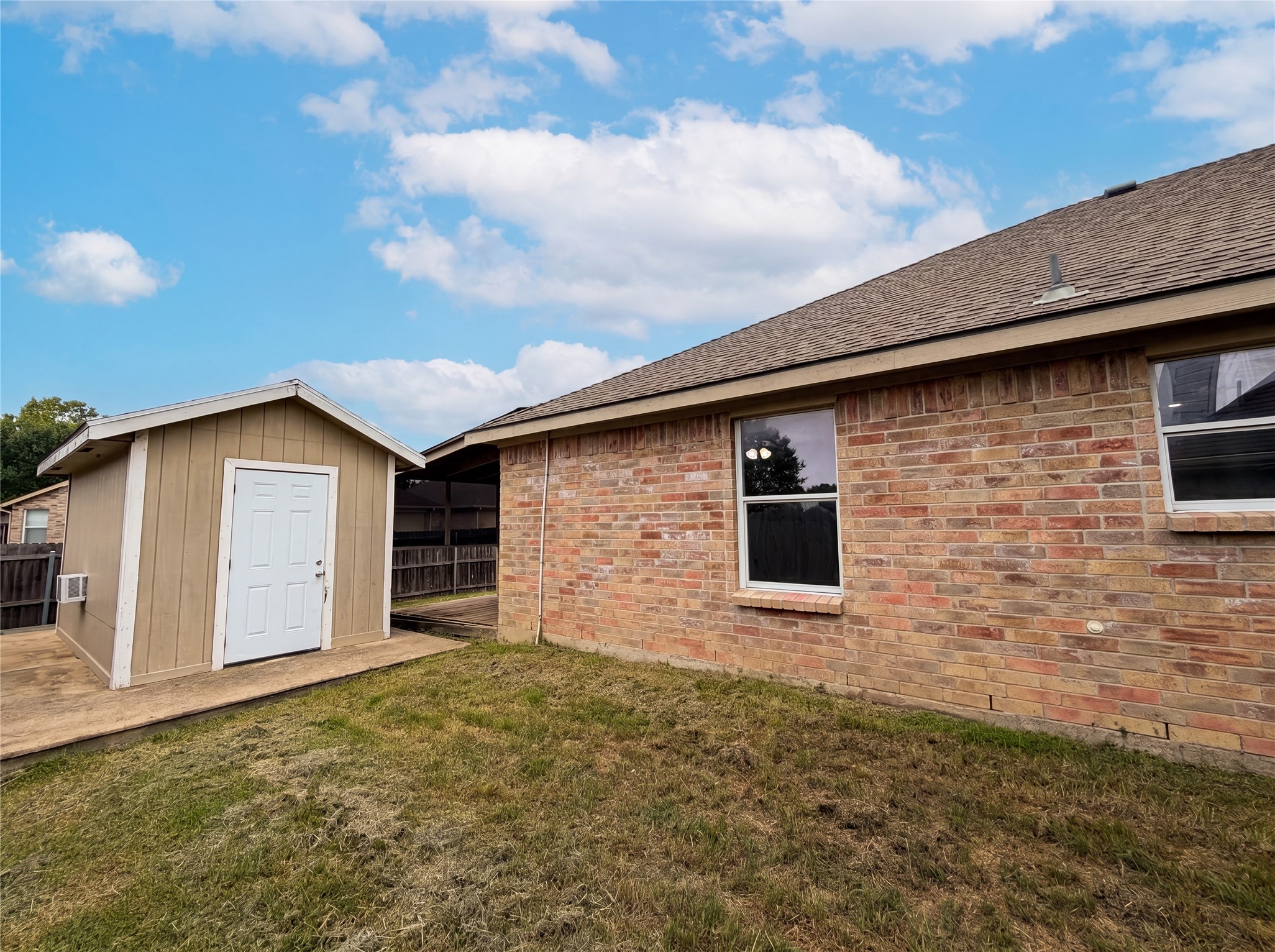 111 Forest Park Lane Red Oak TX 75154