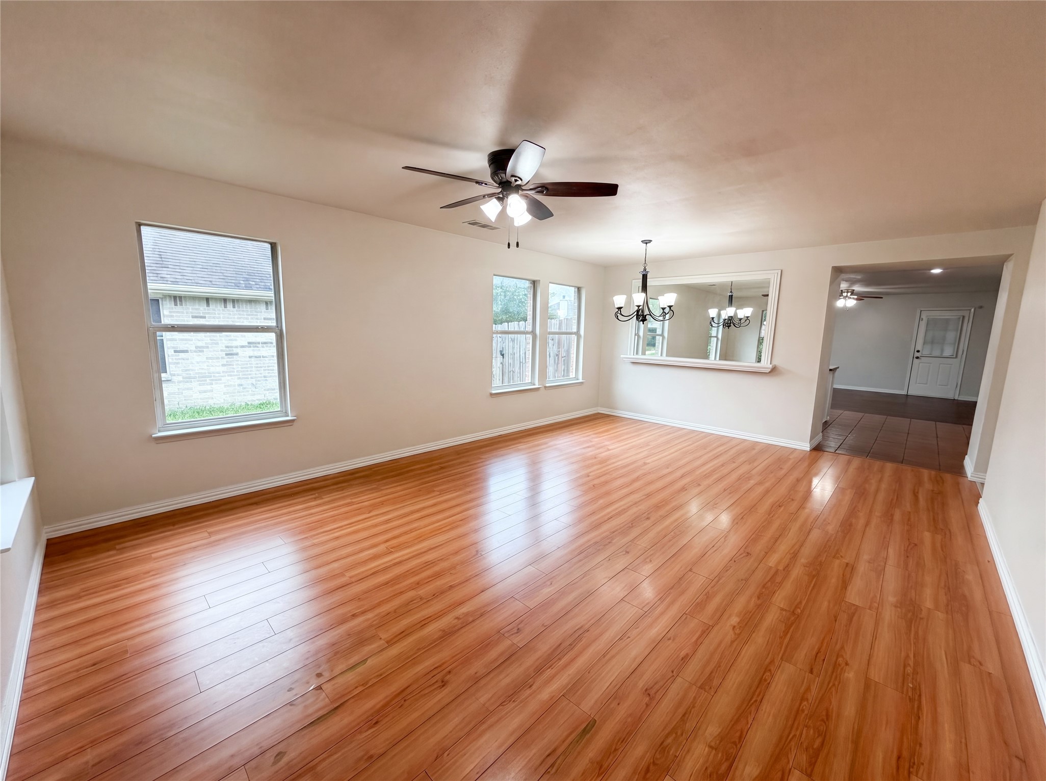 111 Forest Park Lane Red Oak TX 75154
