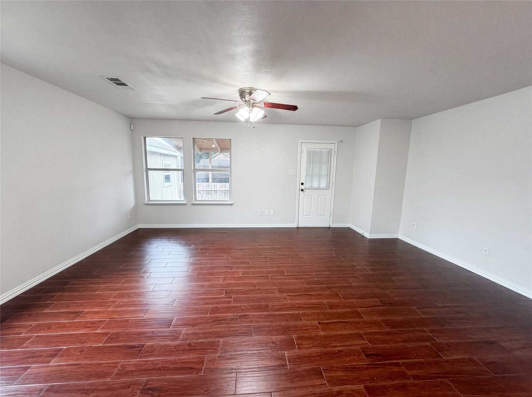 111 Forest Park Lane Red Oak TX 75154