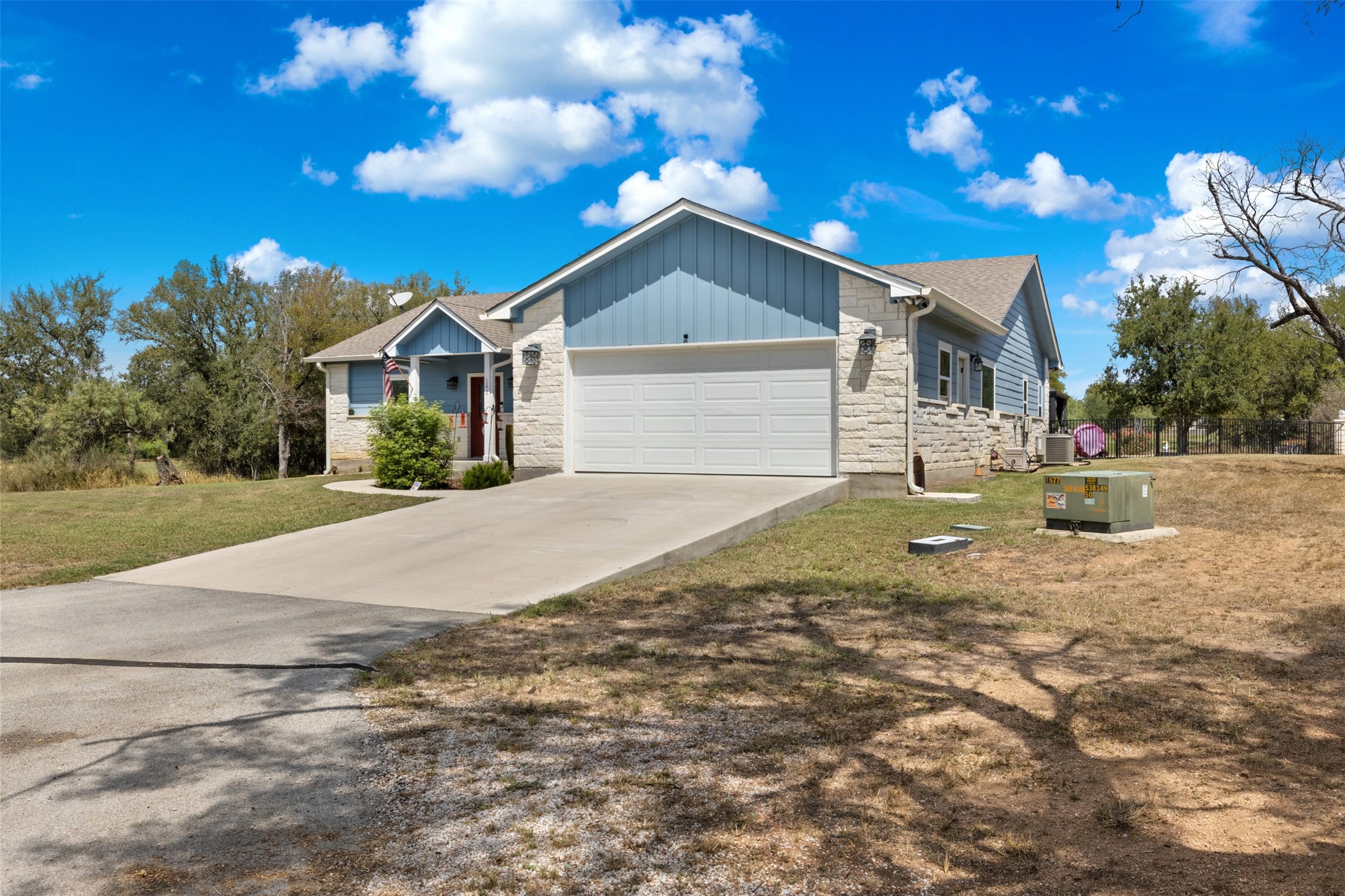 141 Eagle Point Cove Kingsland TX 78639