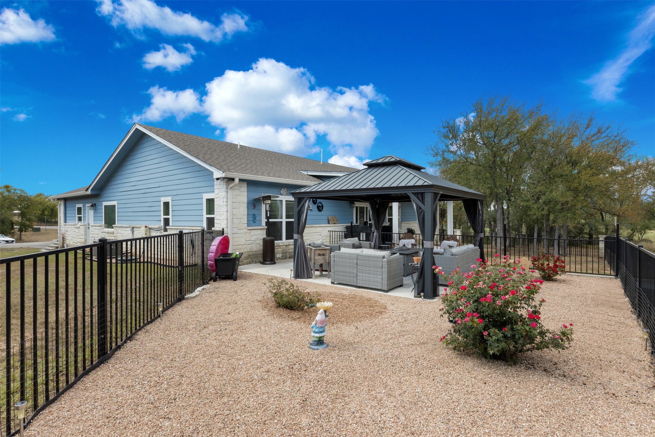 141 Eagle Point Cove Kingsland TX 78639