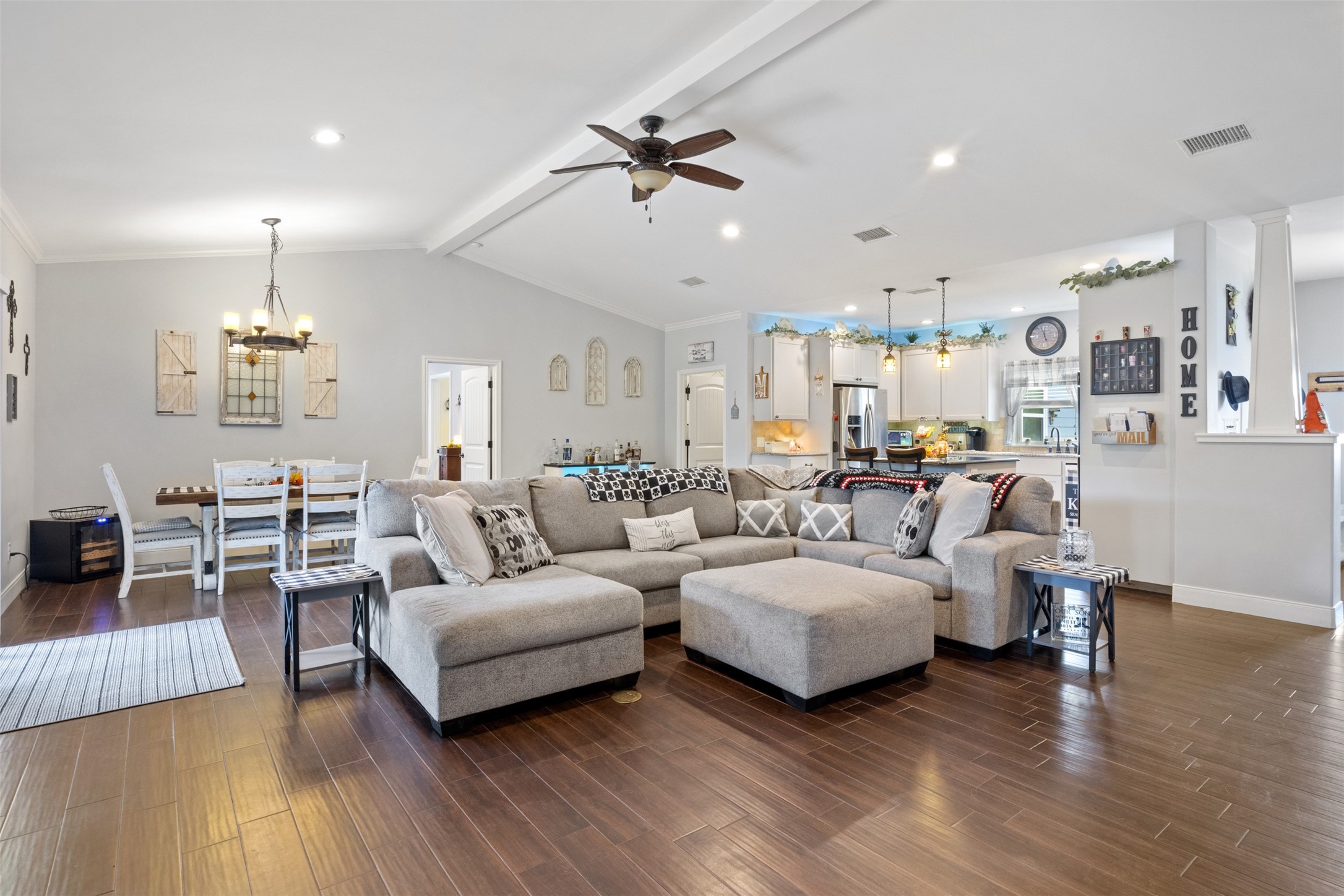141 Eagle Point Cove Kingsland TX 78639