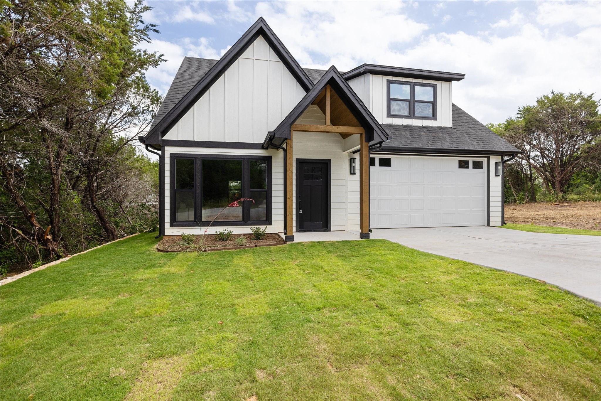 913 Colorado River Drive Granbury TX 76048