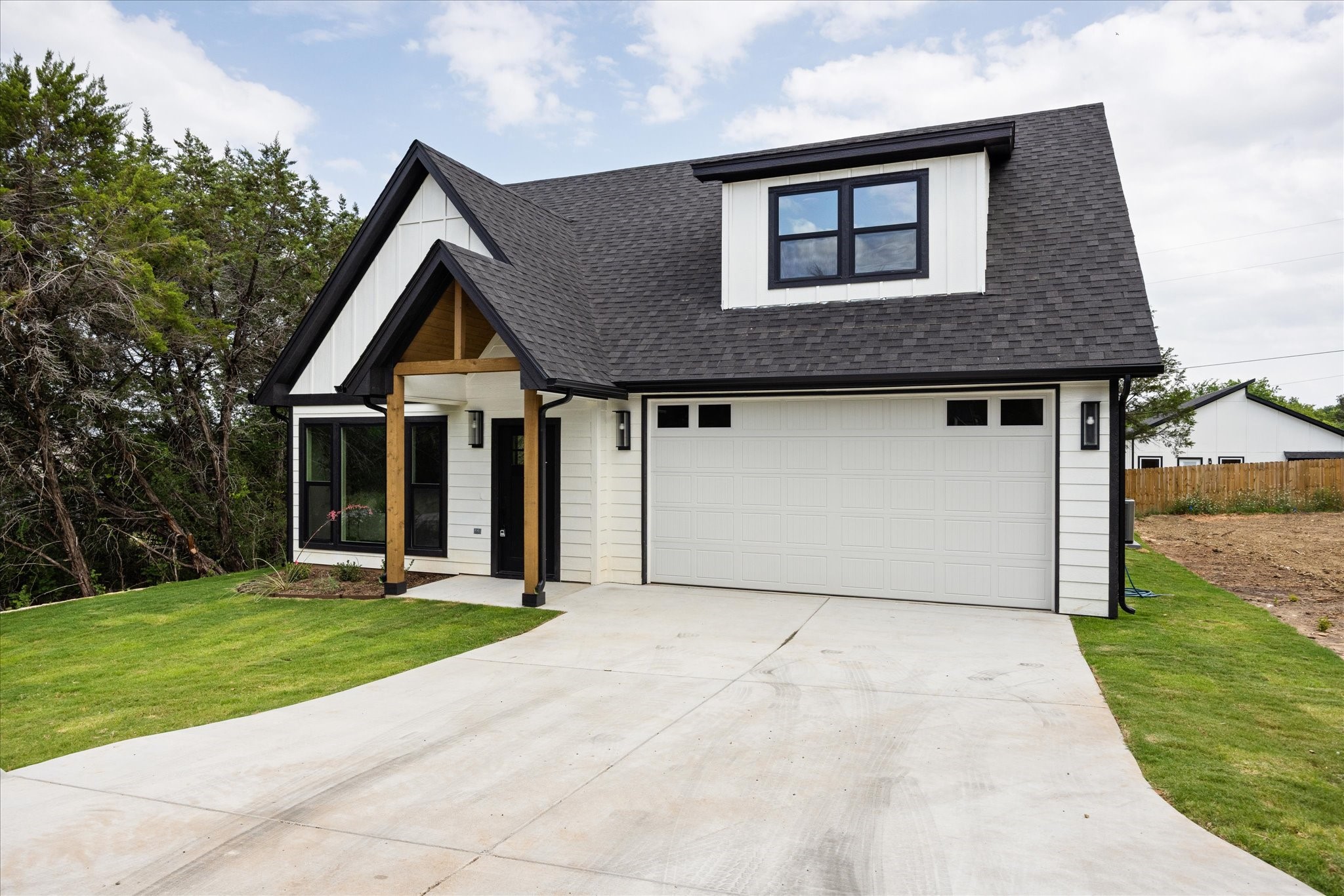 913 Colorado River Drive Granbury TX 76048