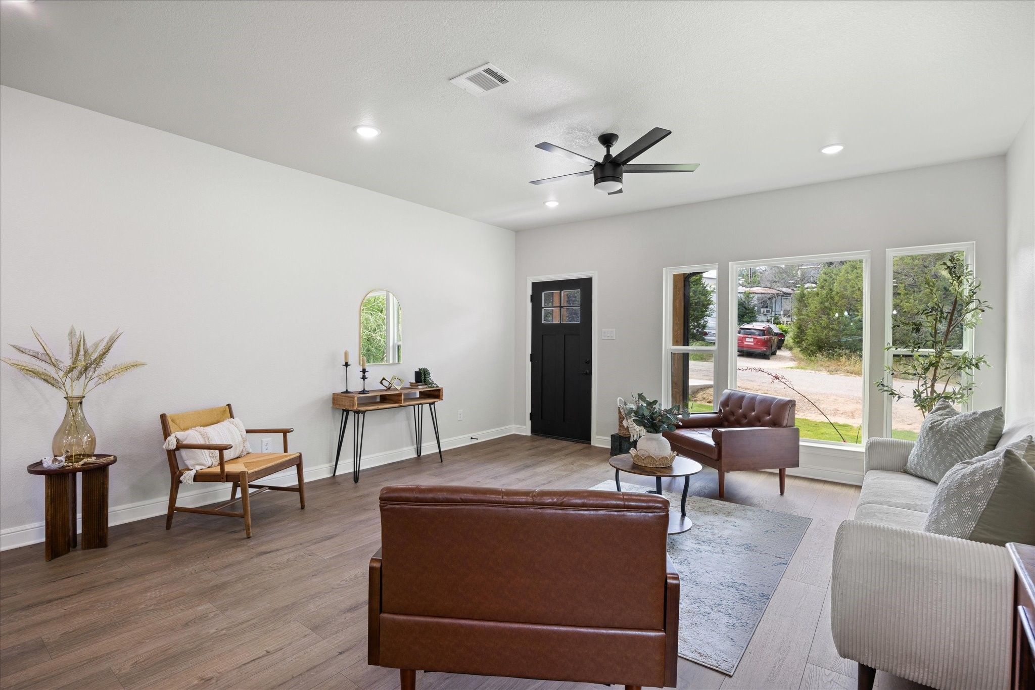 913 Colorado River Drive Granbury TX 76048
