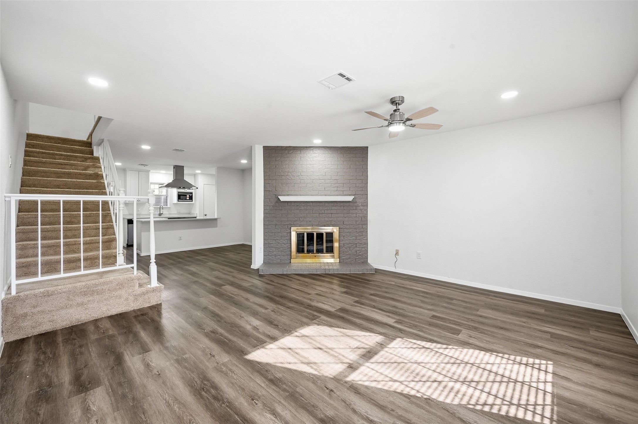 73 Winchester Drive Euless TX 76039