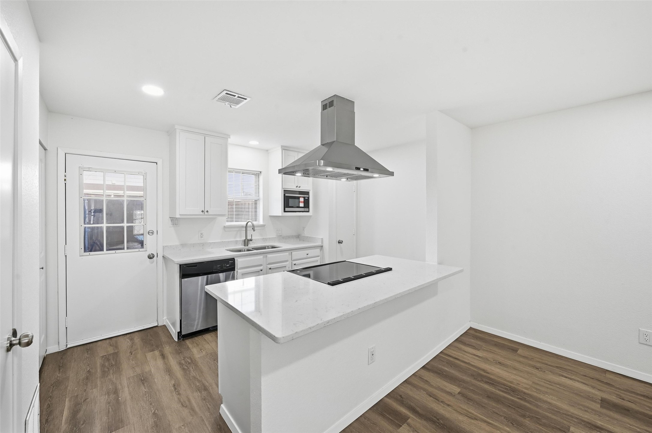 73 Winchester Drive Euless TX 76039