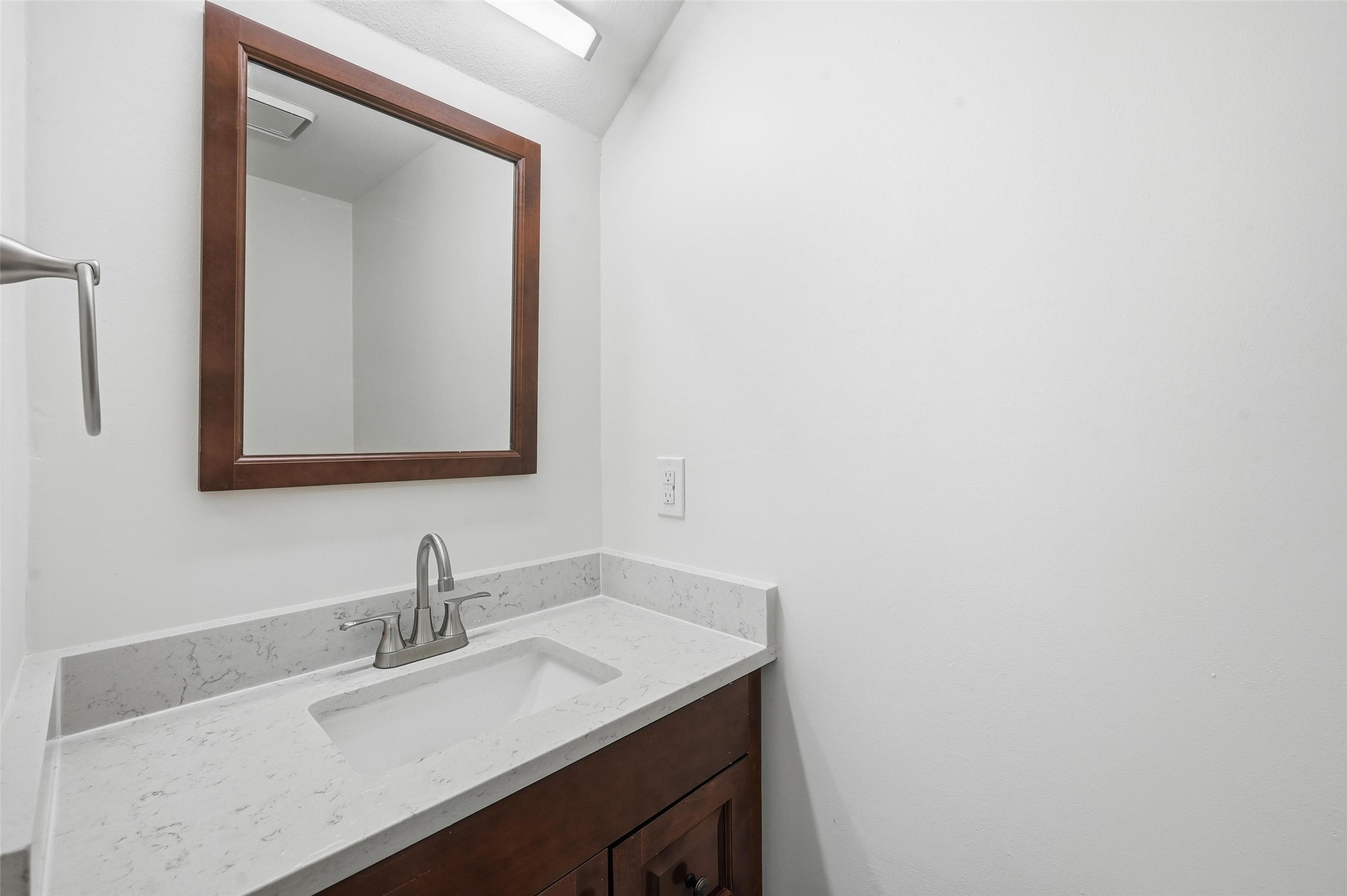 73 Winchester Drive Euless TX 76039