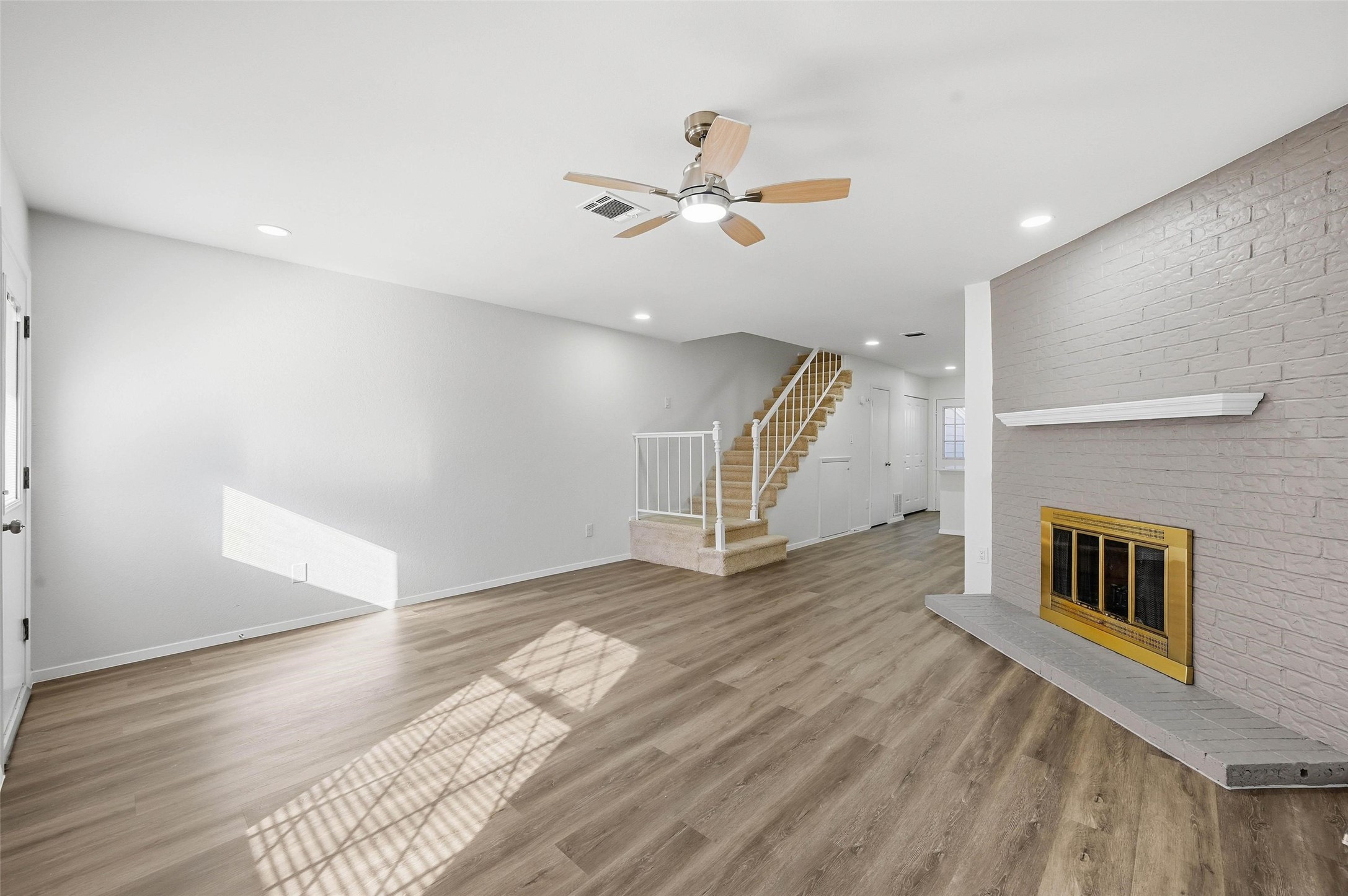 73 Winchester Drive Euless TX 76039