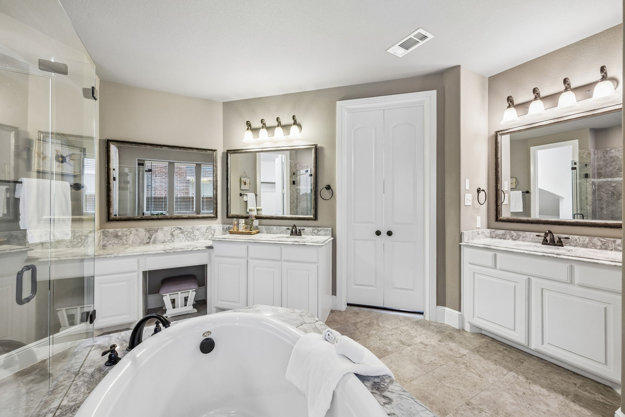 2192 Hidalgo Lane Frisco TX 75034