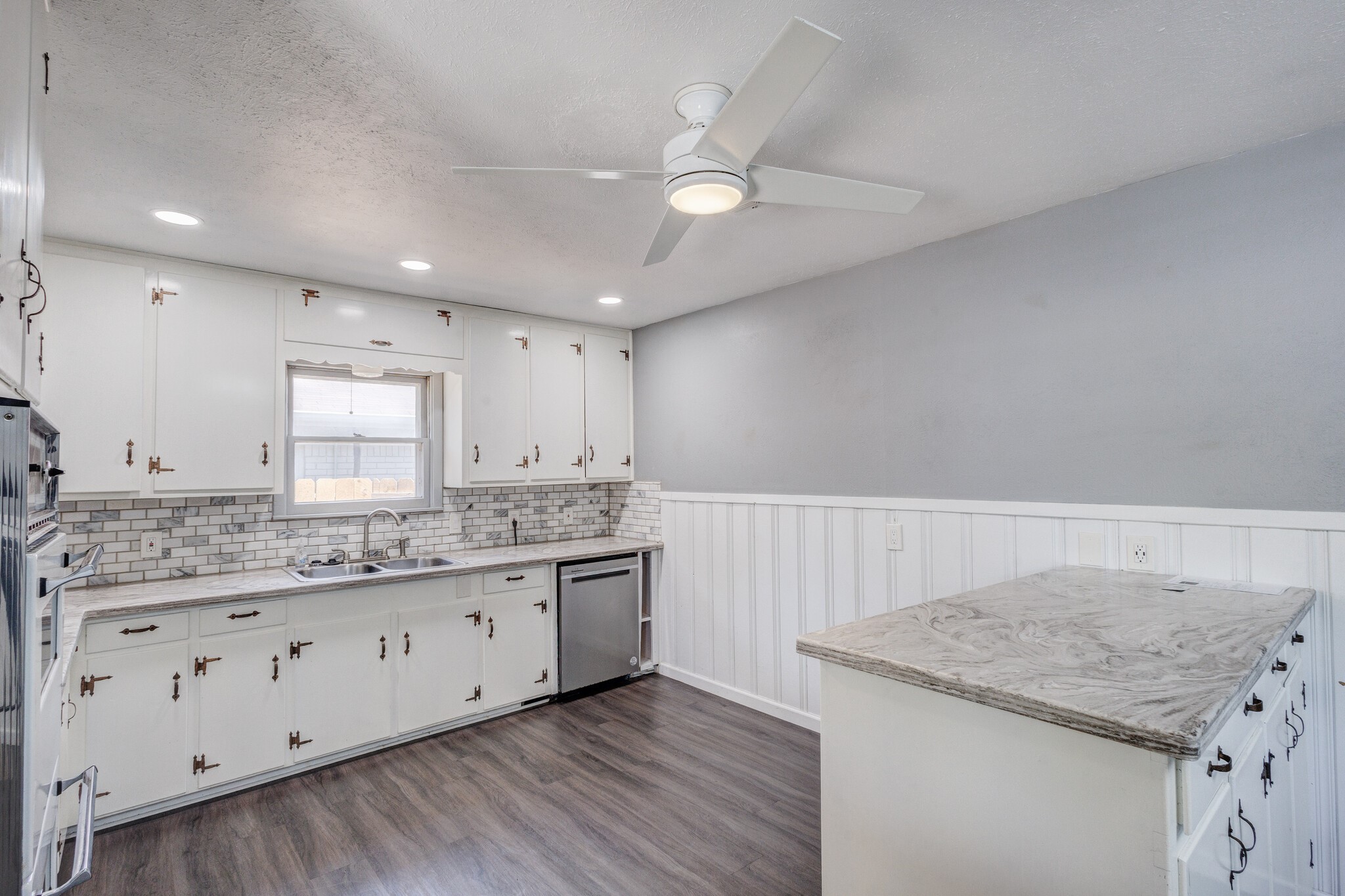 852 Odie Drive White Settlement TX 76108