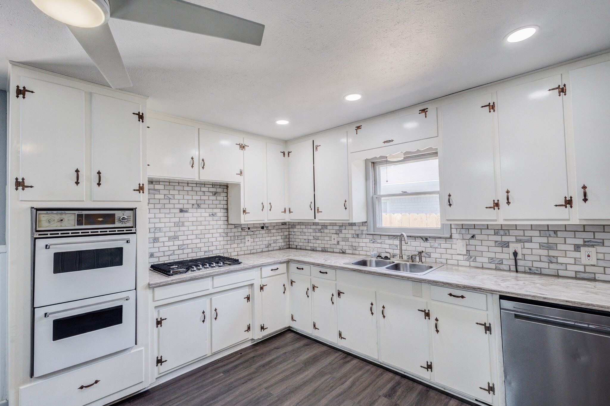 852 Odie Drive White Settlement TX 76108