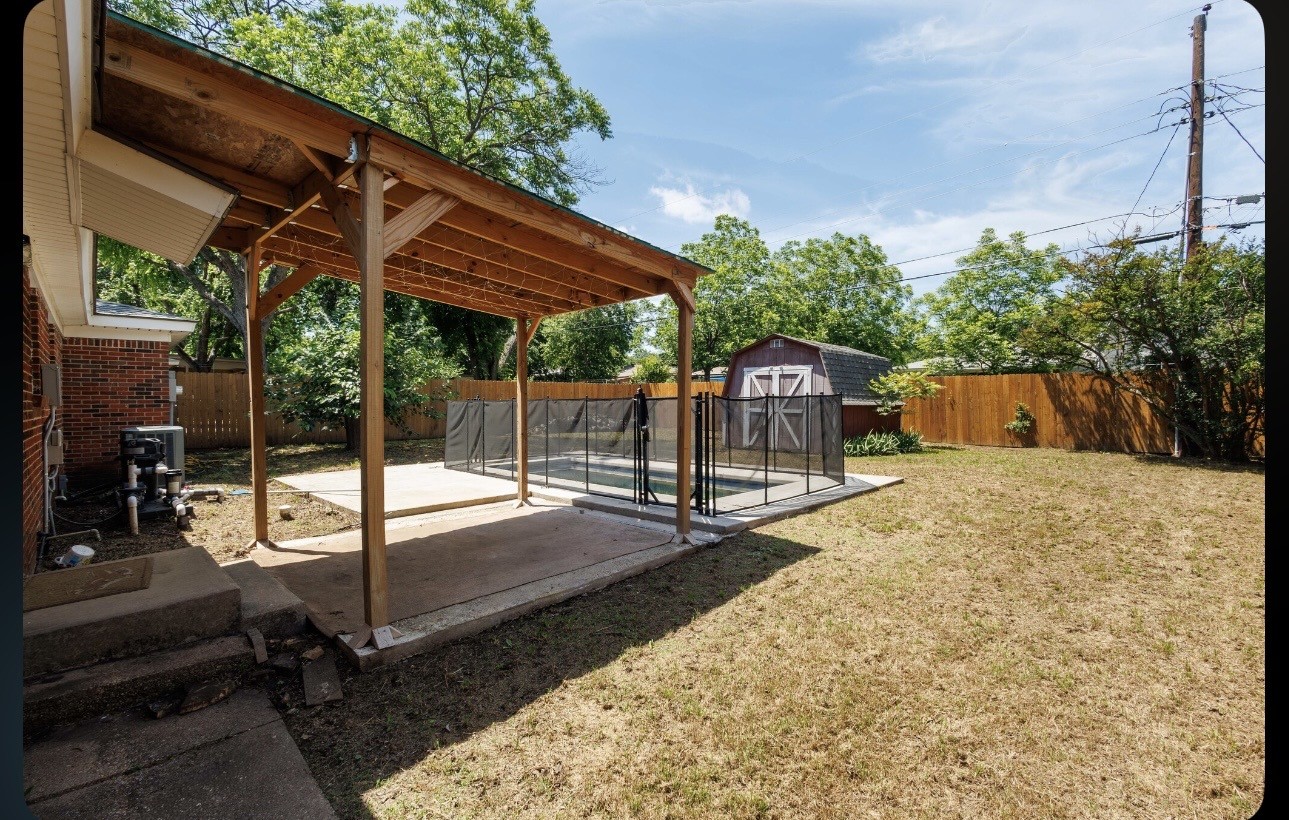 852 Odie Drive White Settlement TX 76108