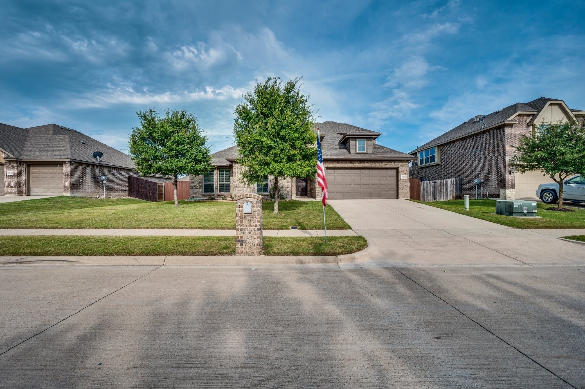 5609 Paradise Drive Midlothian TX 76065