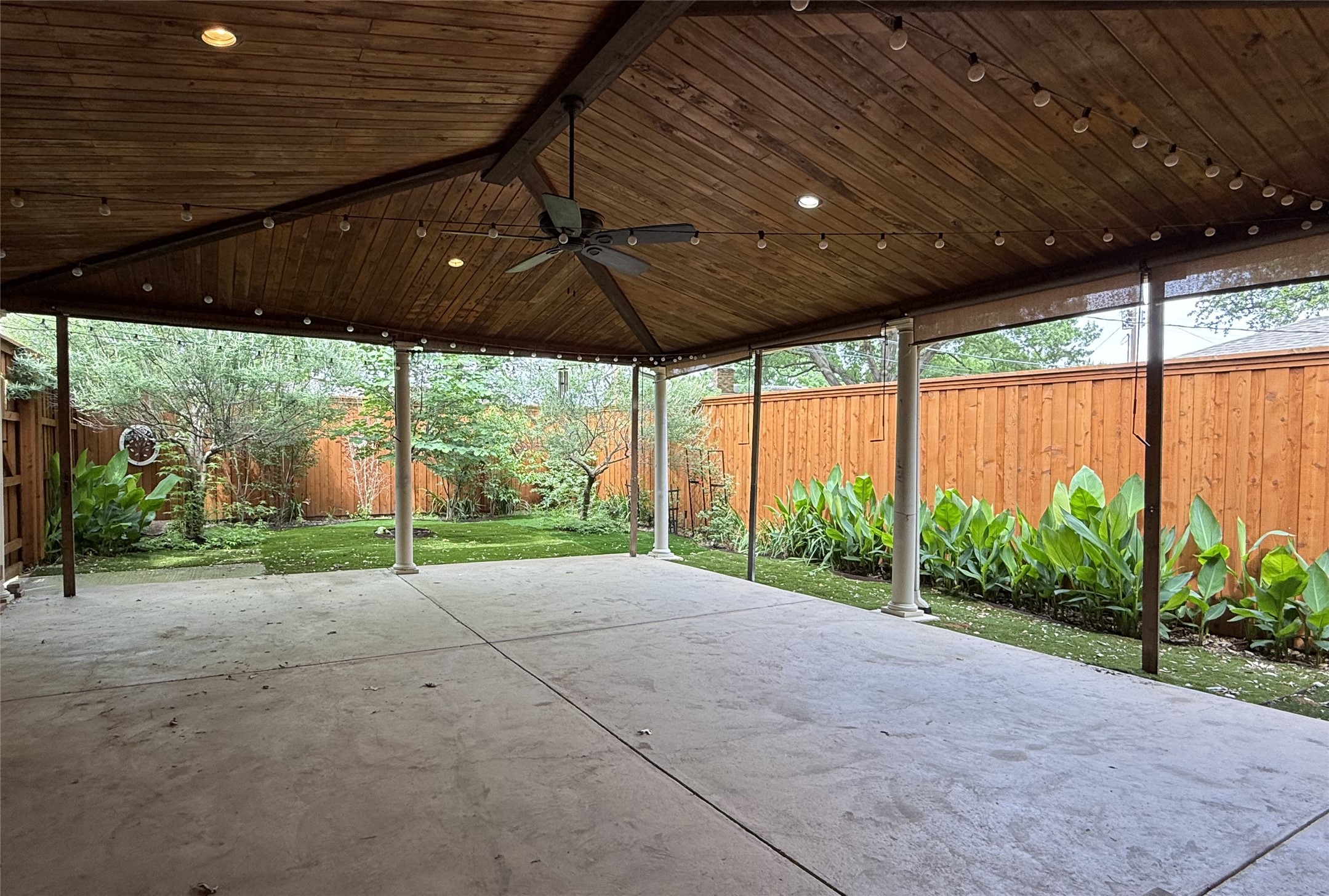 1116 Elizabeth Lane Richardson TX 75080