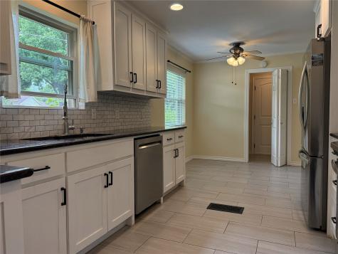 1116 Elizabeth Lane Richardson TX 75080
