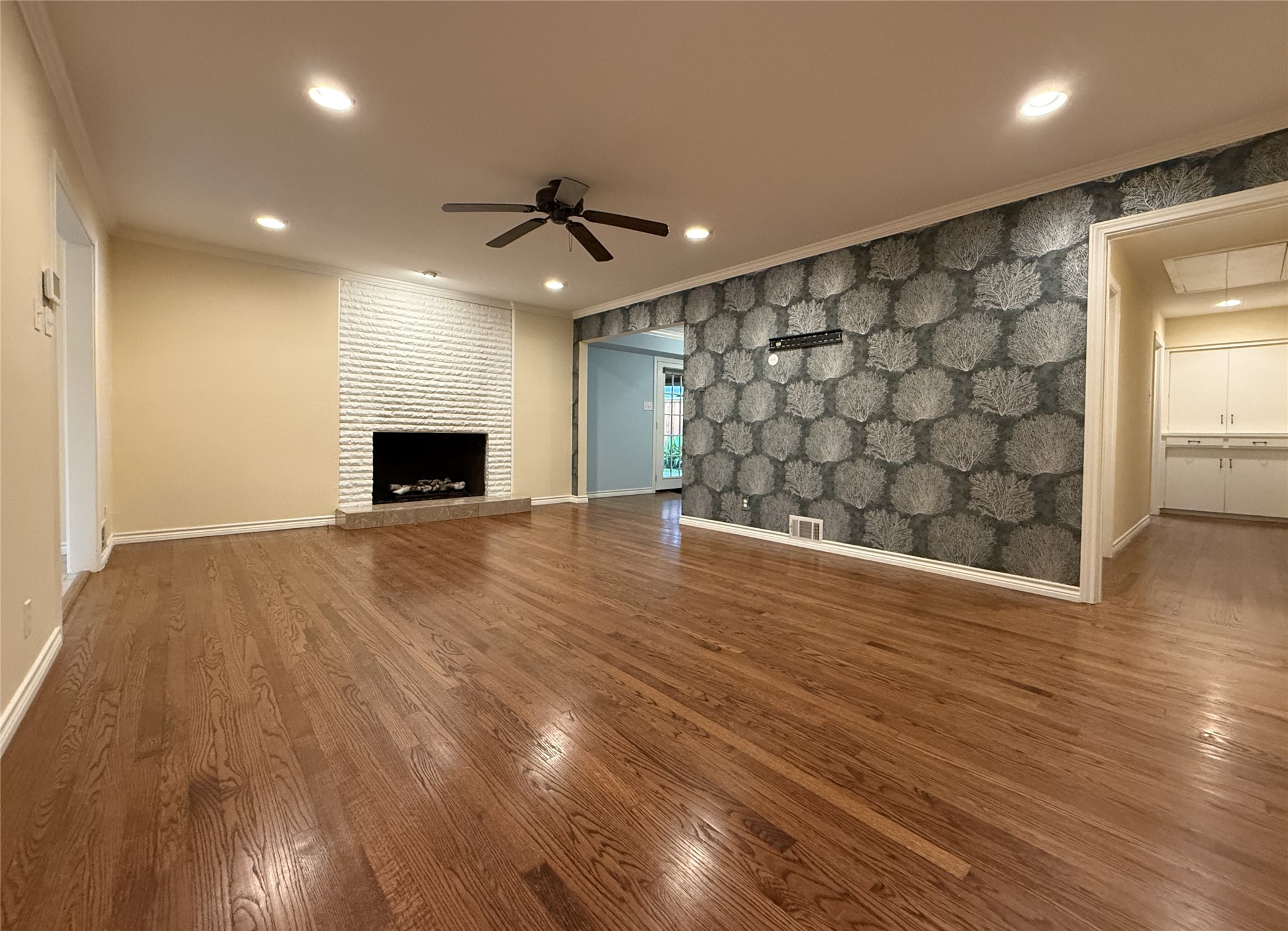 1116 Elizabeth Lane Richardson TX 75080