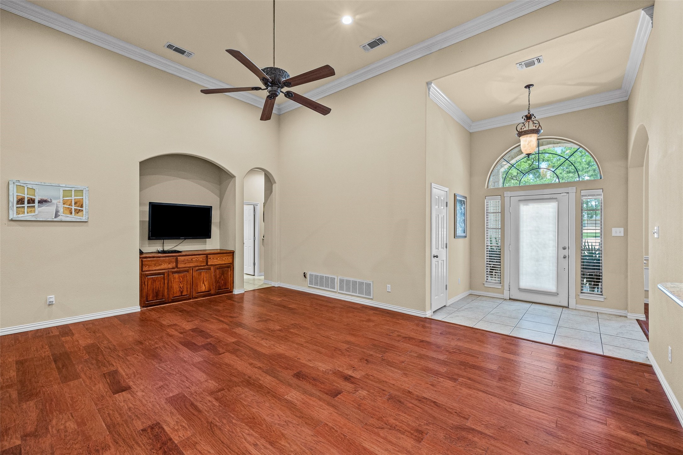 6705 Forest Oaks Court Granbury TX 76049