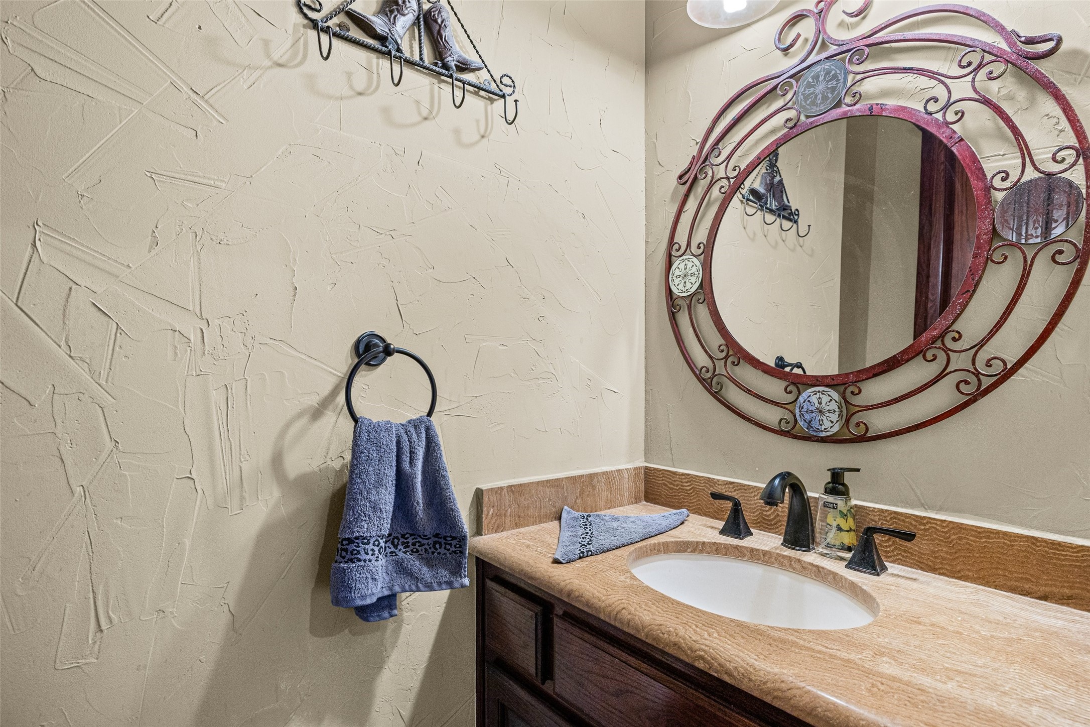 6705 Forest Oaks Court Granbury TX 76049