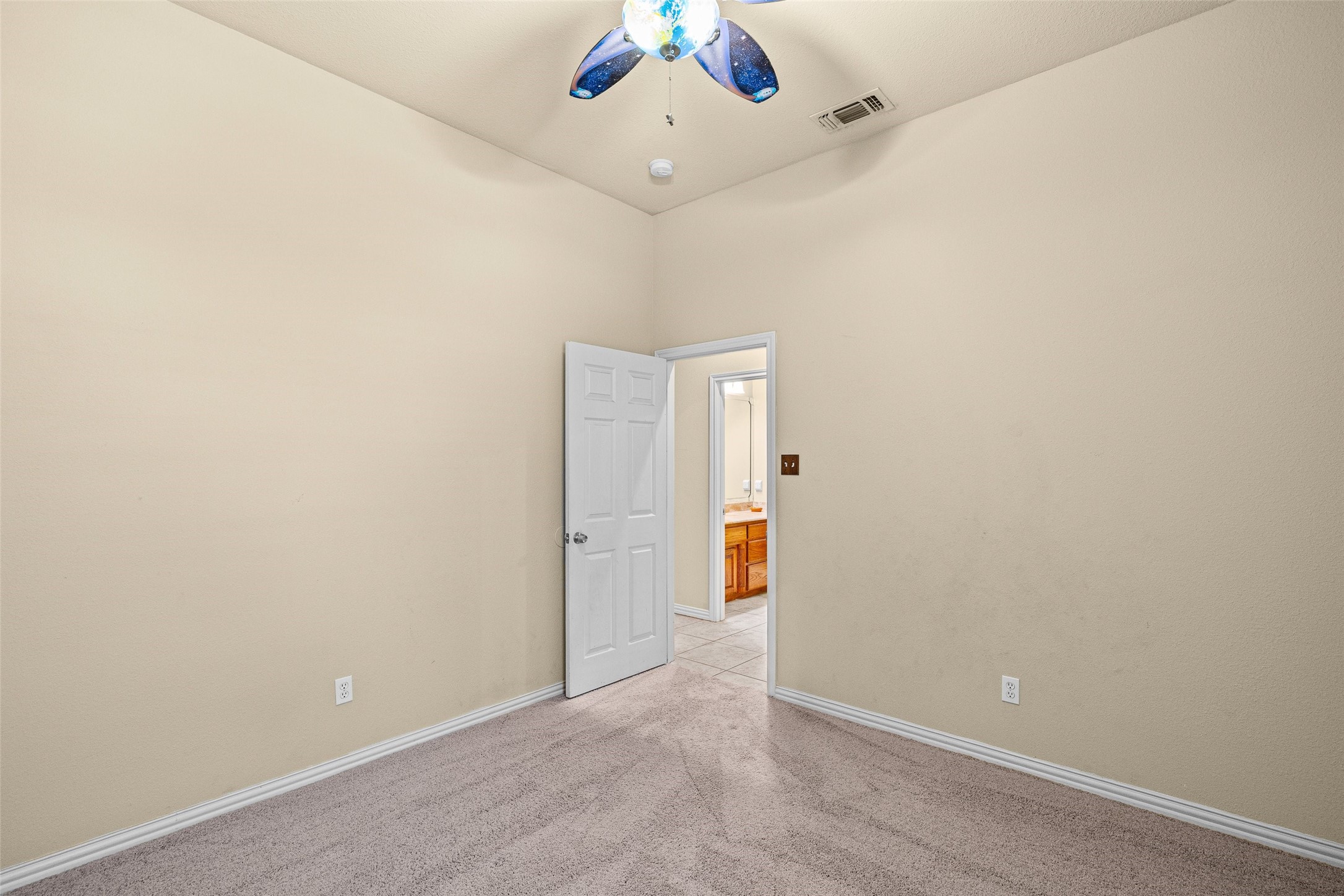 6705 Forest Oaks Court Granbury TX 76049