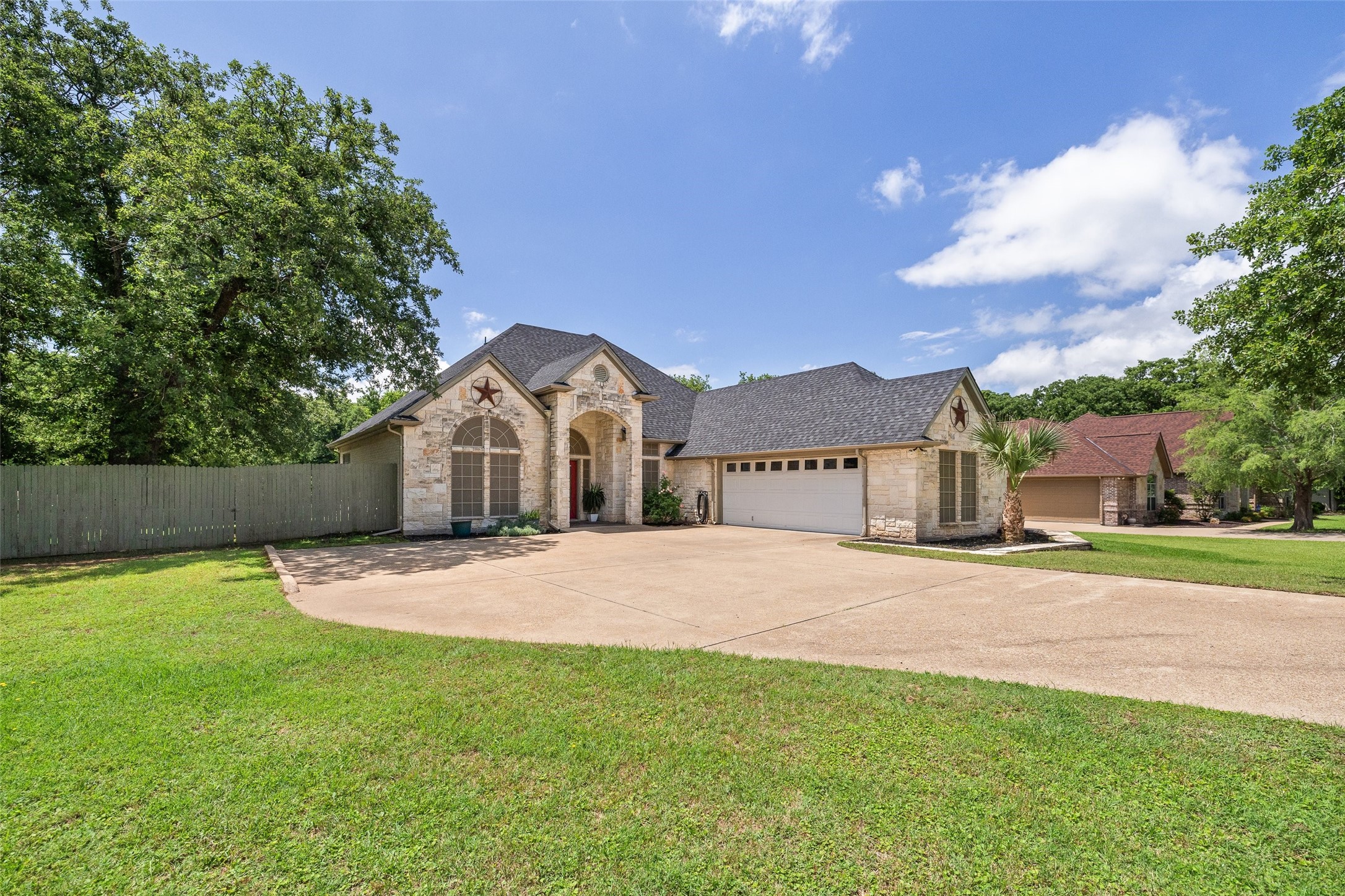 6705 Forest Oaks Court Granbury TX 76049