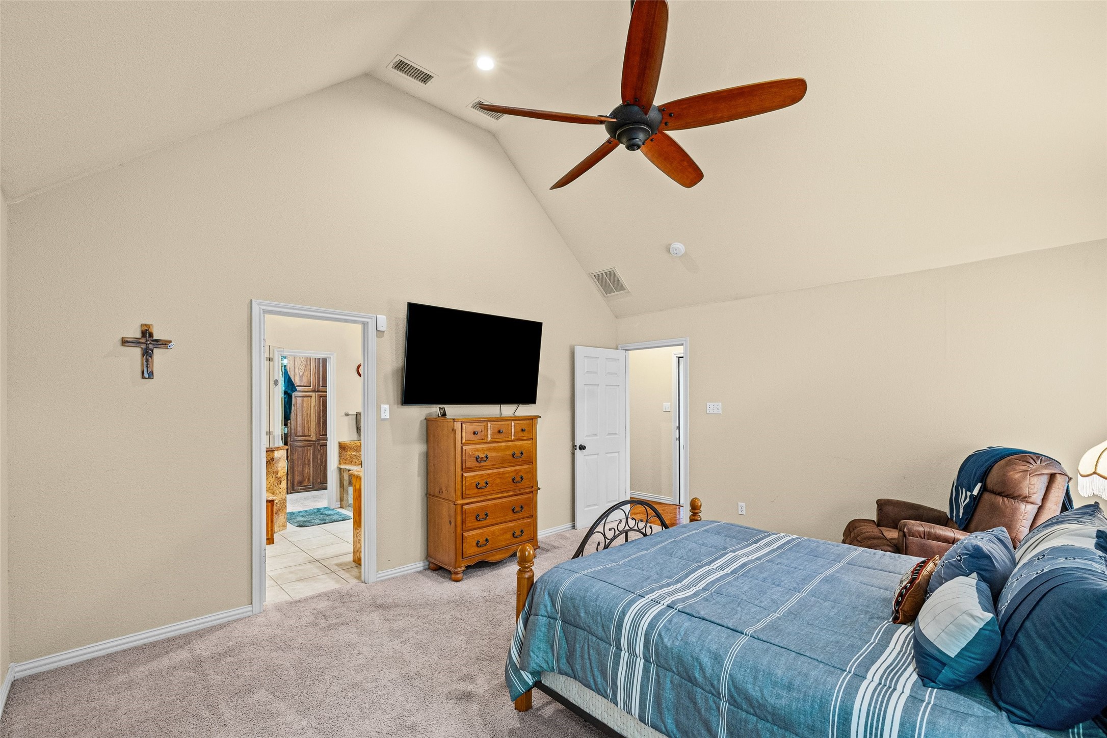 6705 Forest Oaks Court Granbury TX 76049
