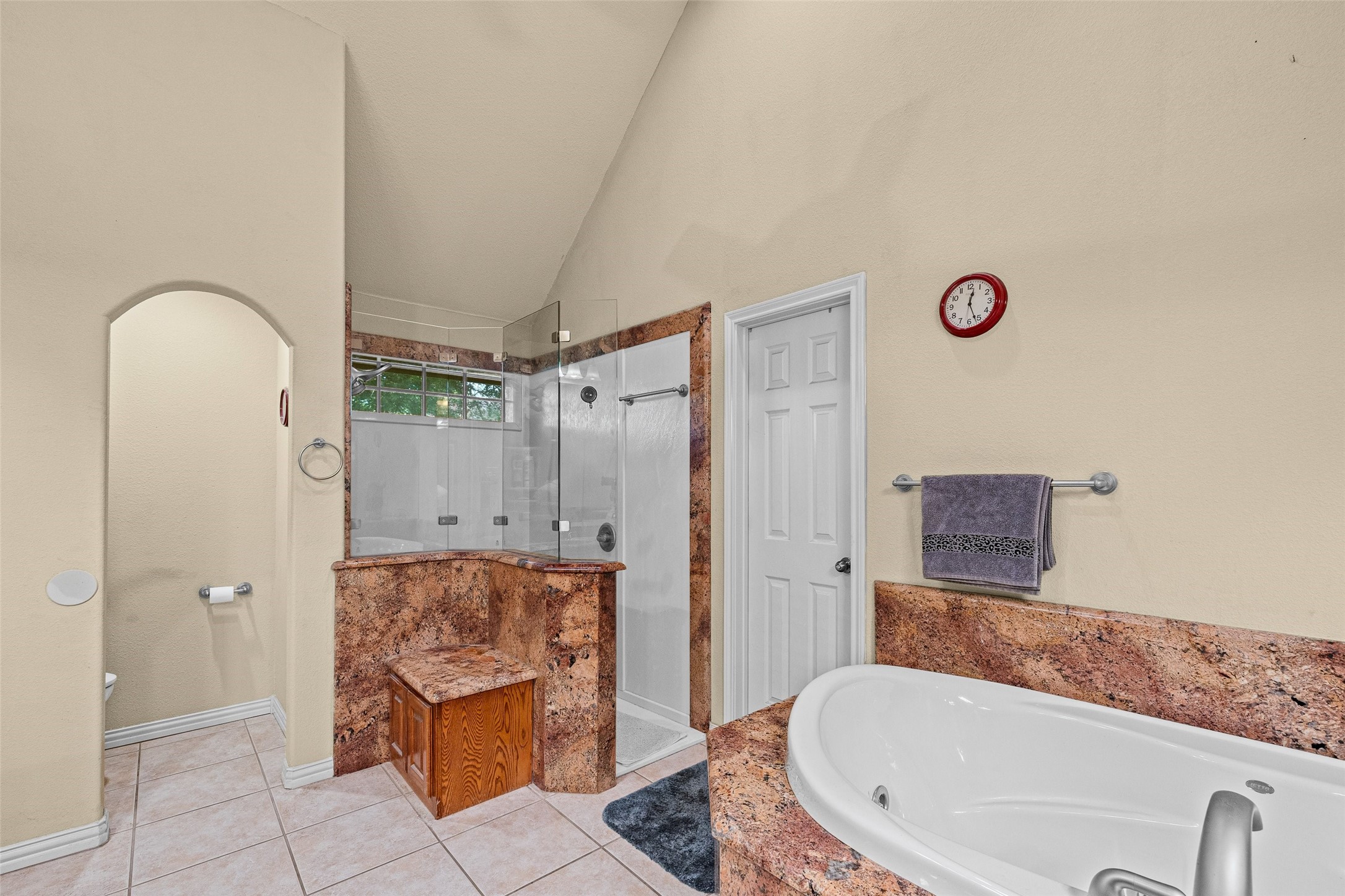 6705 Forest Oaks Court Granbury TX 76049