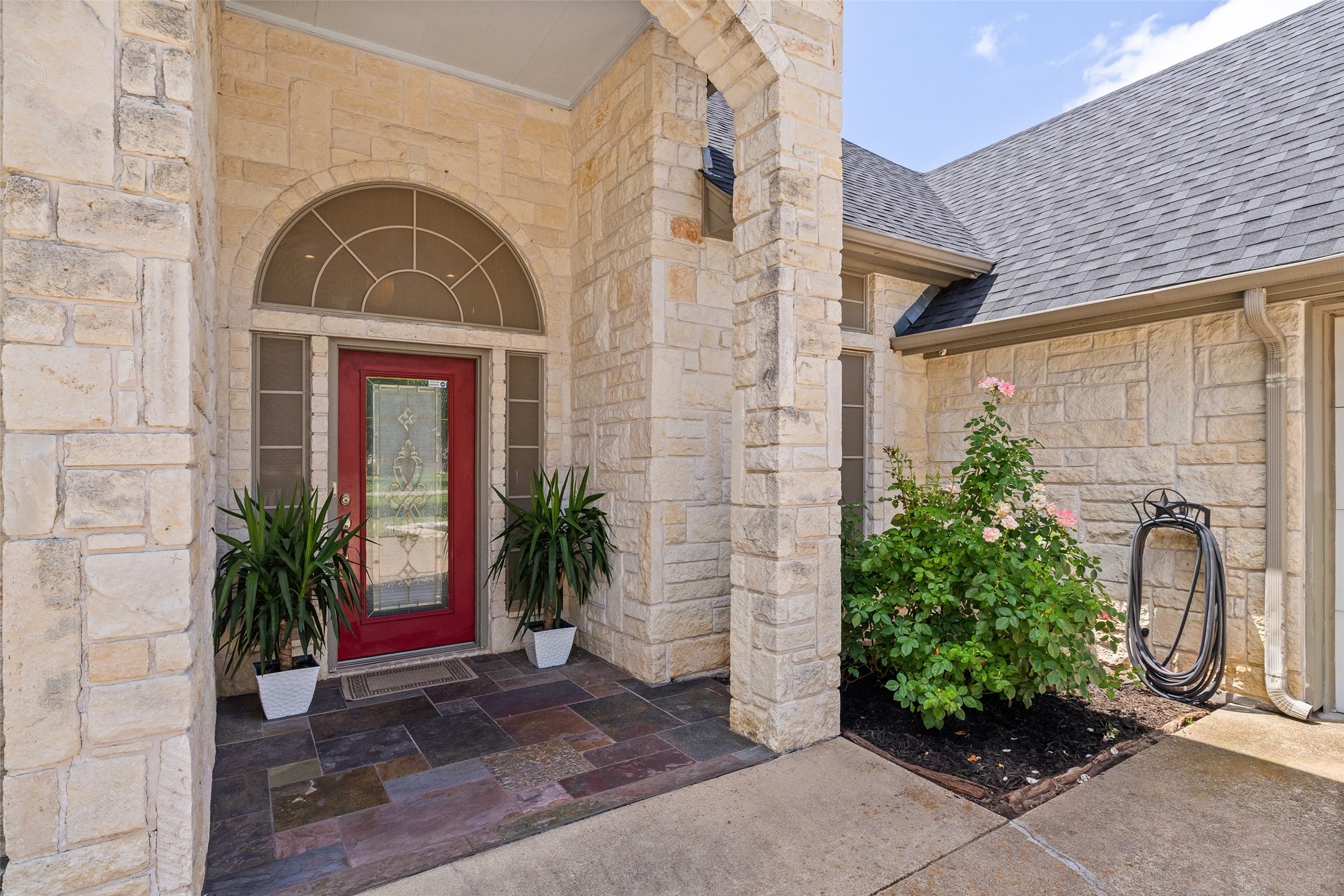 6705 Forest Oaks Court Granbury TX 76049