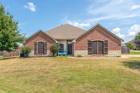 915 Winding Road Granbury TX 76049