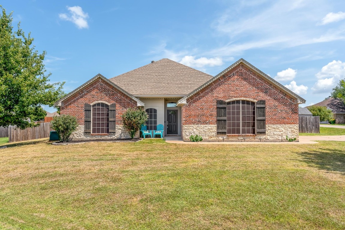 915 Winding Road Granbury TX 76049
