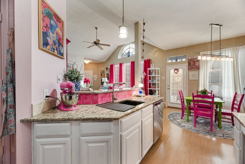 3205 Cape Cod Court Arlington TX 76017