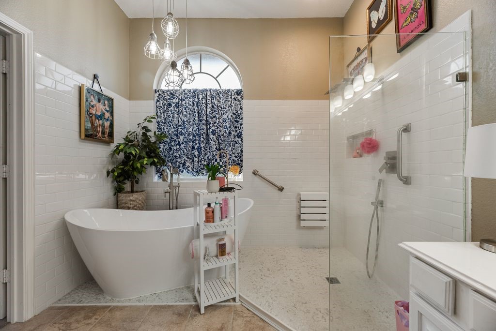3205 Cape Cod Court Arlington TX 76017