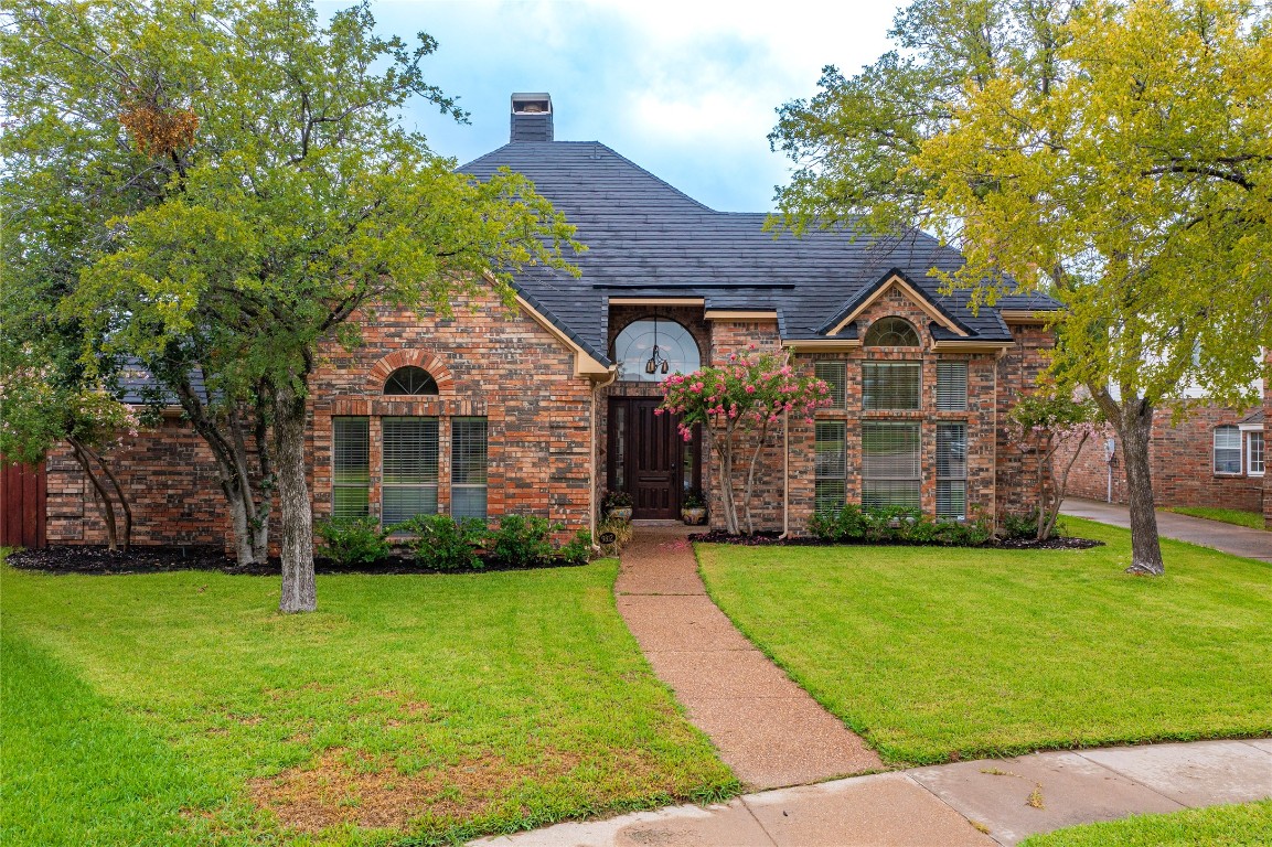 9812 Canyon Crest Circle Irving TX 75063