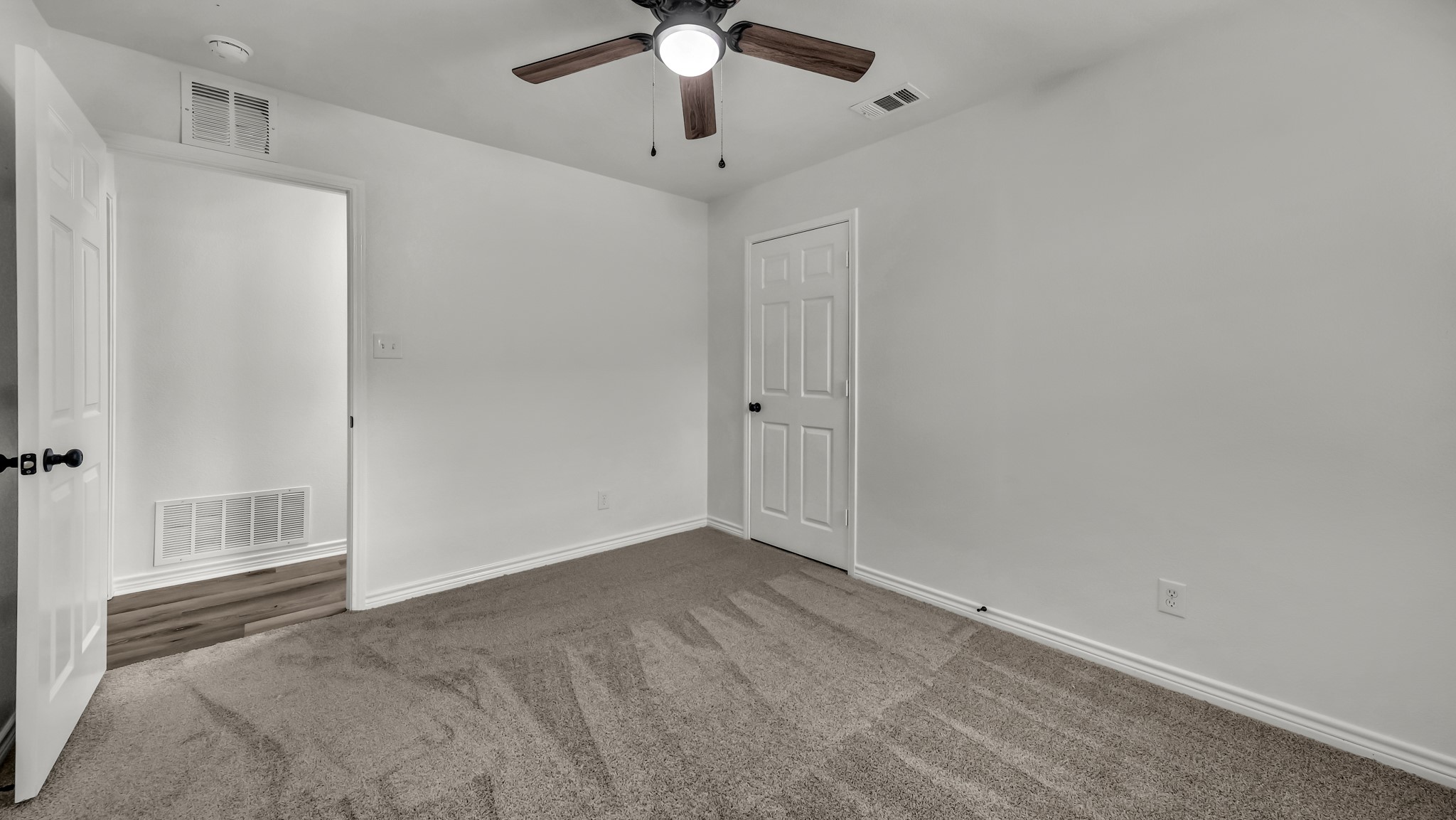 1415 N Elm Street Weatherford TX 76086